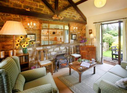 Pet Friendly Holiday Cottages In Blakeney Gloucestershire