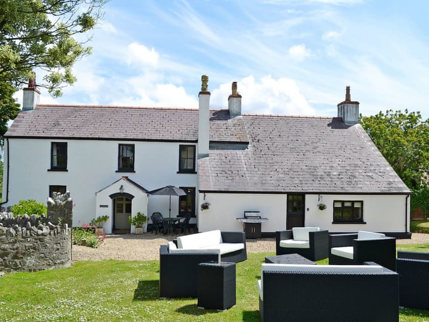 The Manor House near Tenby | Holiday House in Pembrokeshire