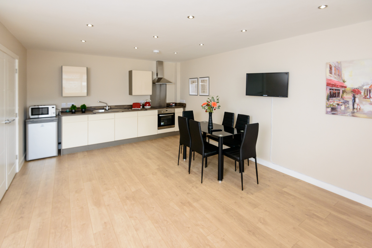 Large Holiday Houses In Manchester Group Accommodation City Gate Suites Manchester Lancashire