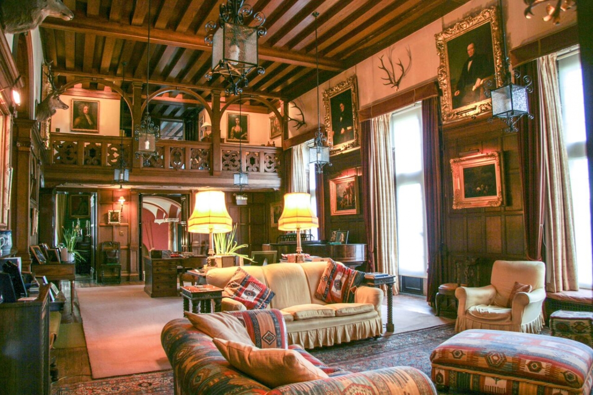 big luxury catered castle in aboyne aberdeenshire yoga holiday christmas 2019