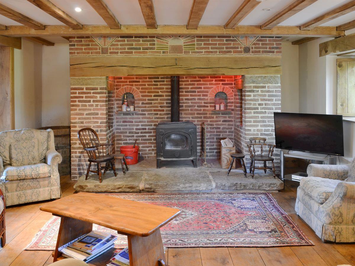 Ashes Lodge - sitting room