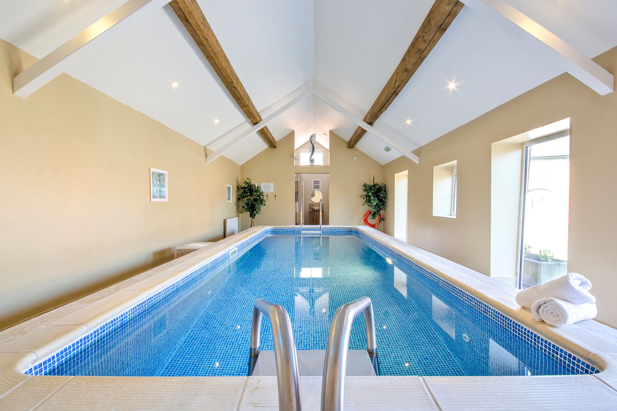 Buttercups Haybarn - wonderful indoor family friendly pool