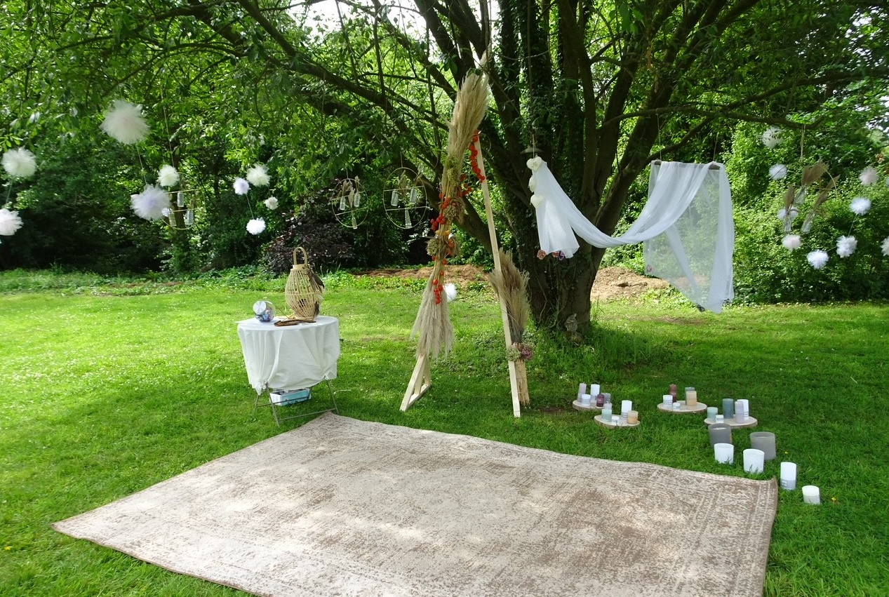 Caynham Court - weddings - beautiful setting for a ceremony