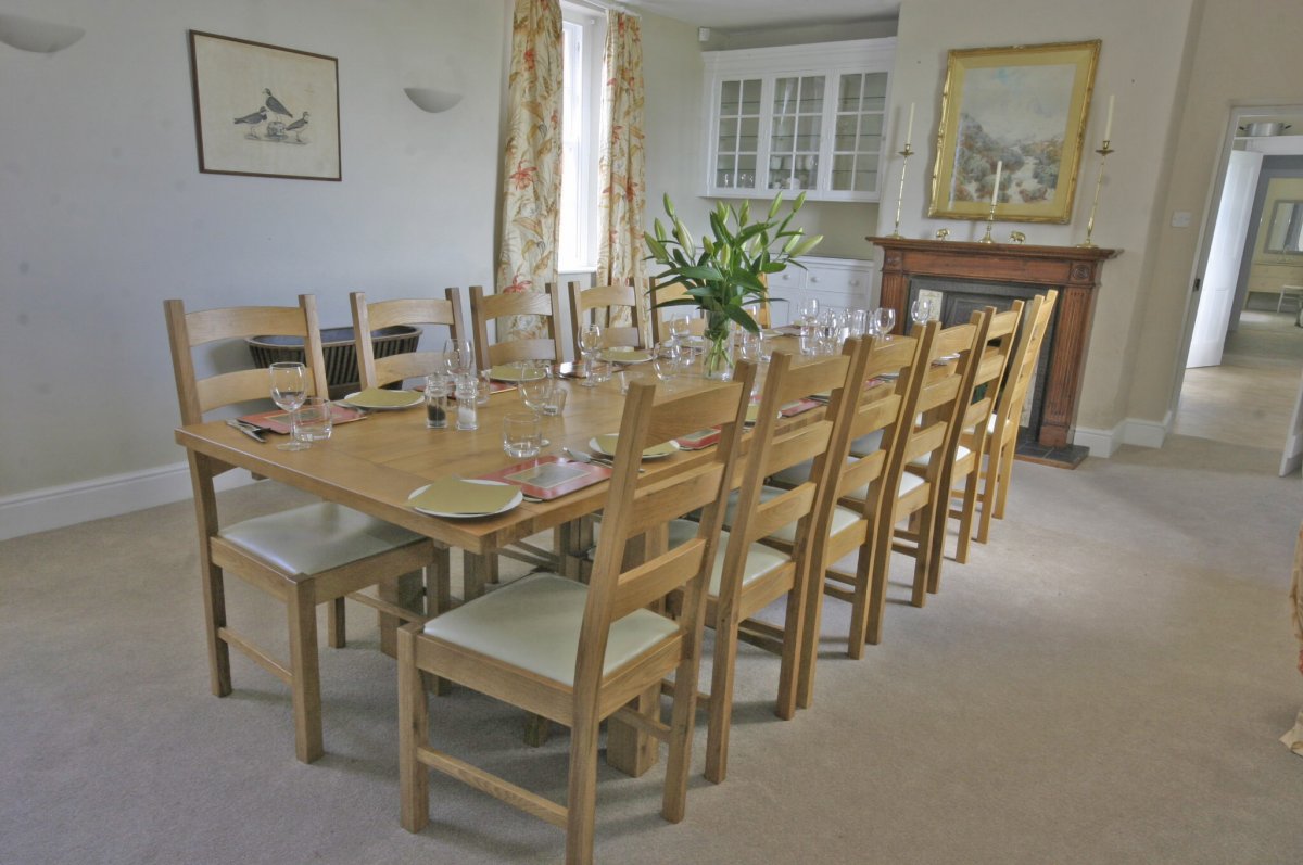 Kirkandrews House - dining room