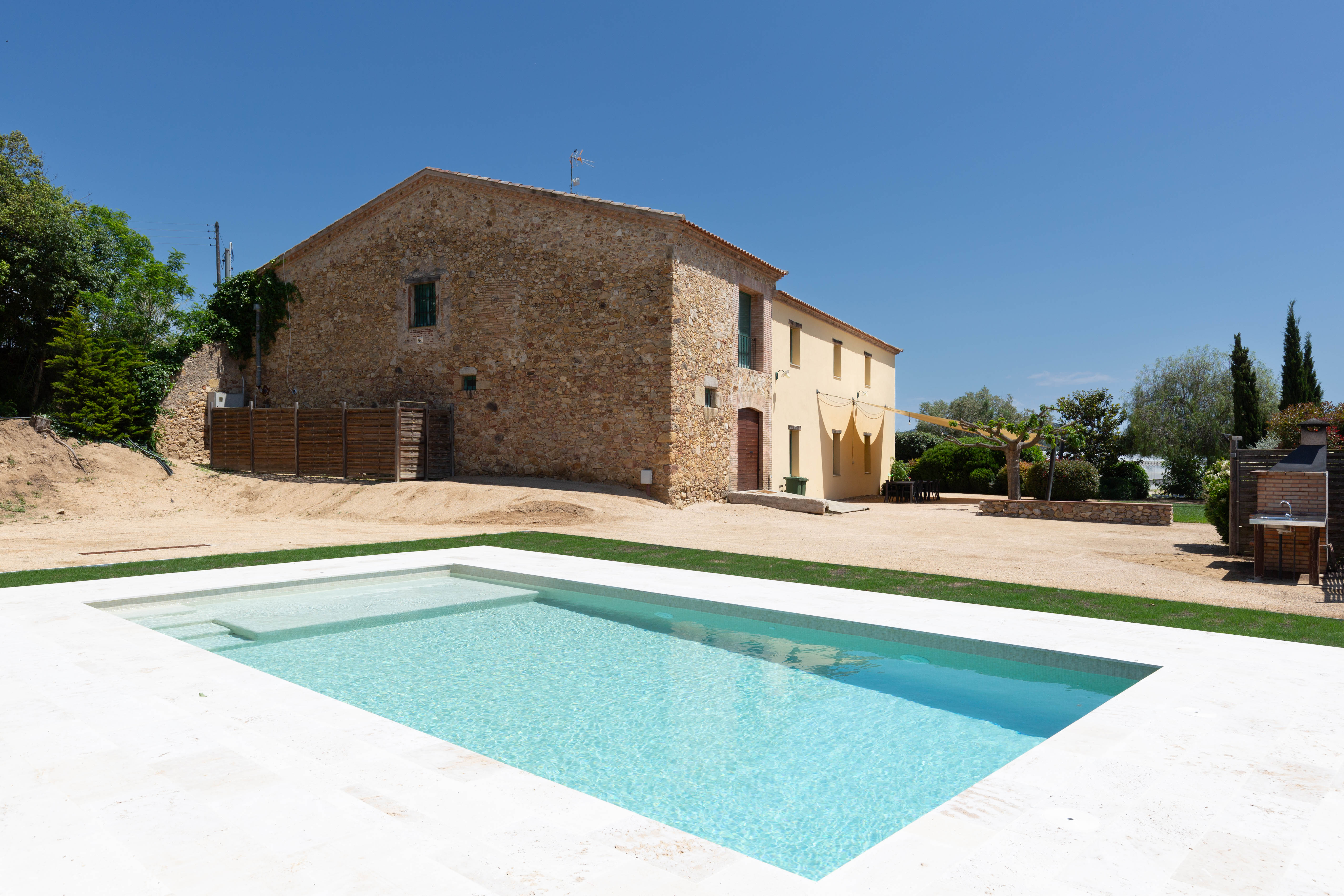 Almiral de la Font | Luxury holiday houses, Catalonia