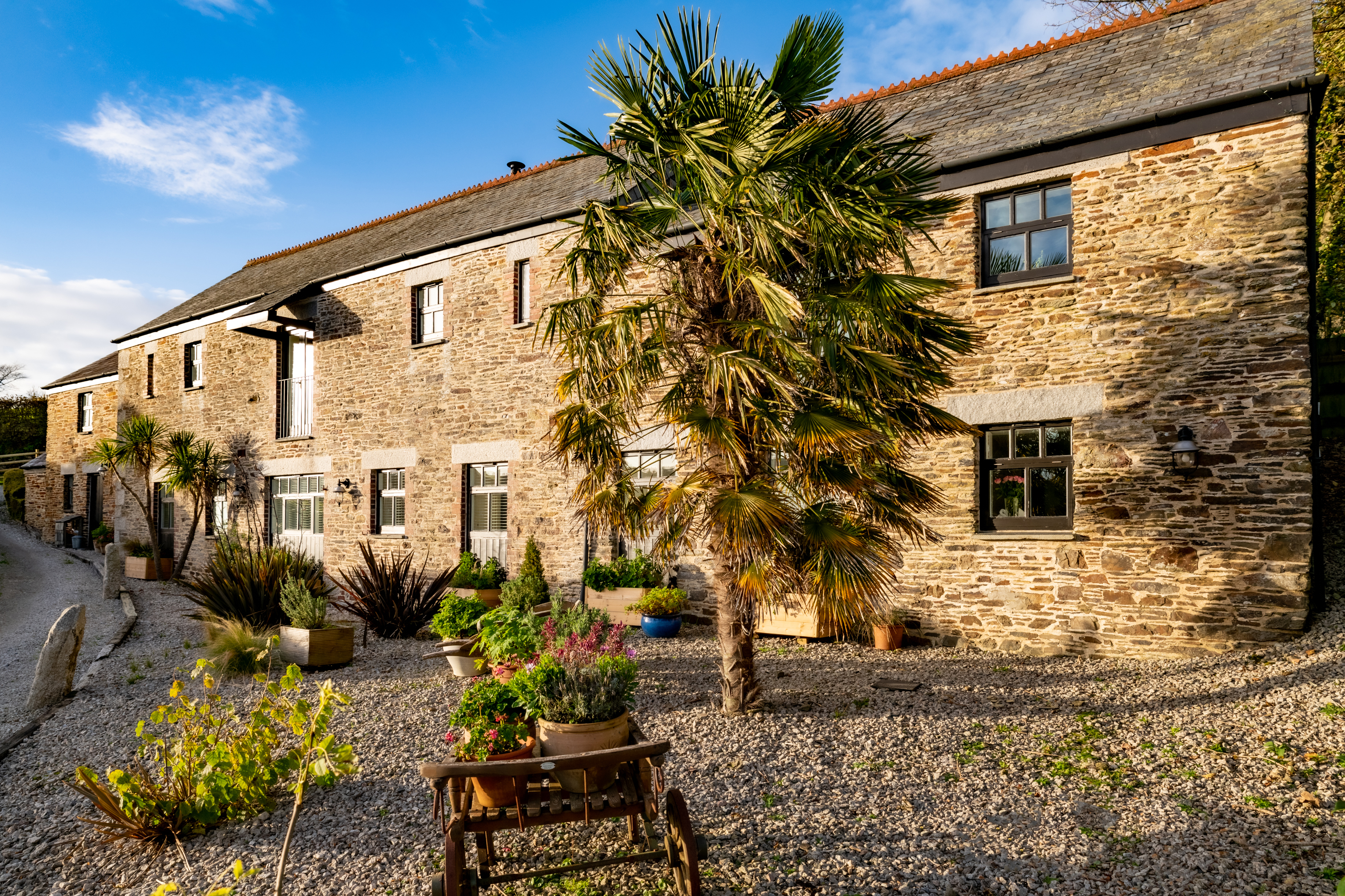 Old Lanwarnick - the cottages from the outside