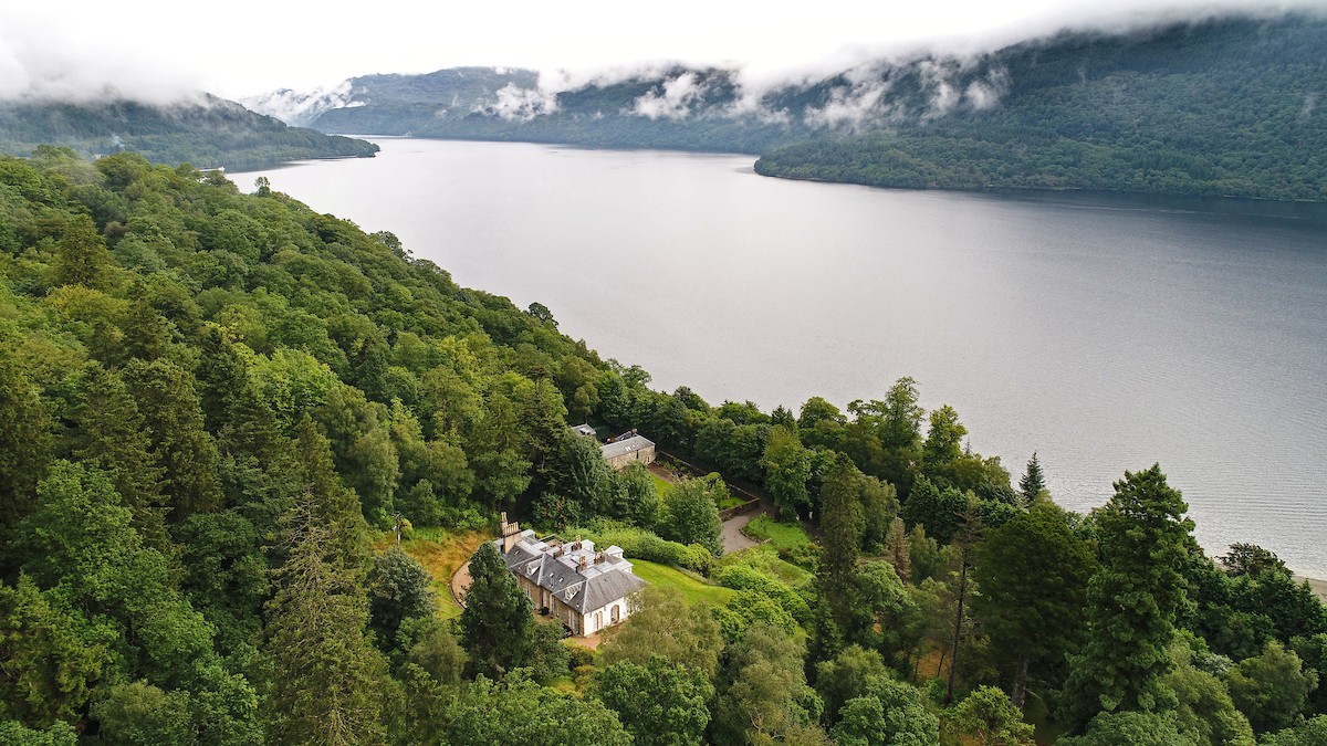 Stuckgowan - amazing setting overlooking Loch Lomond