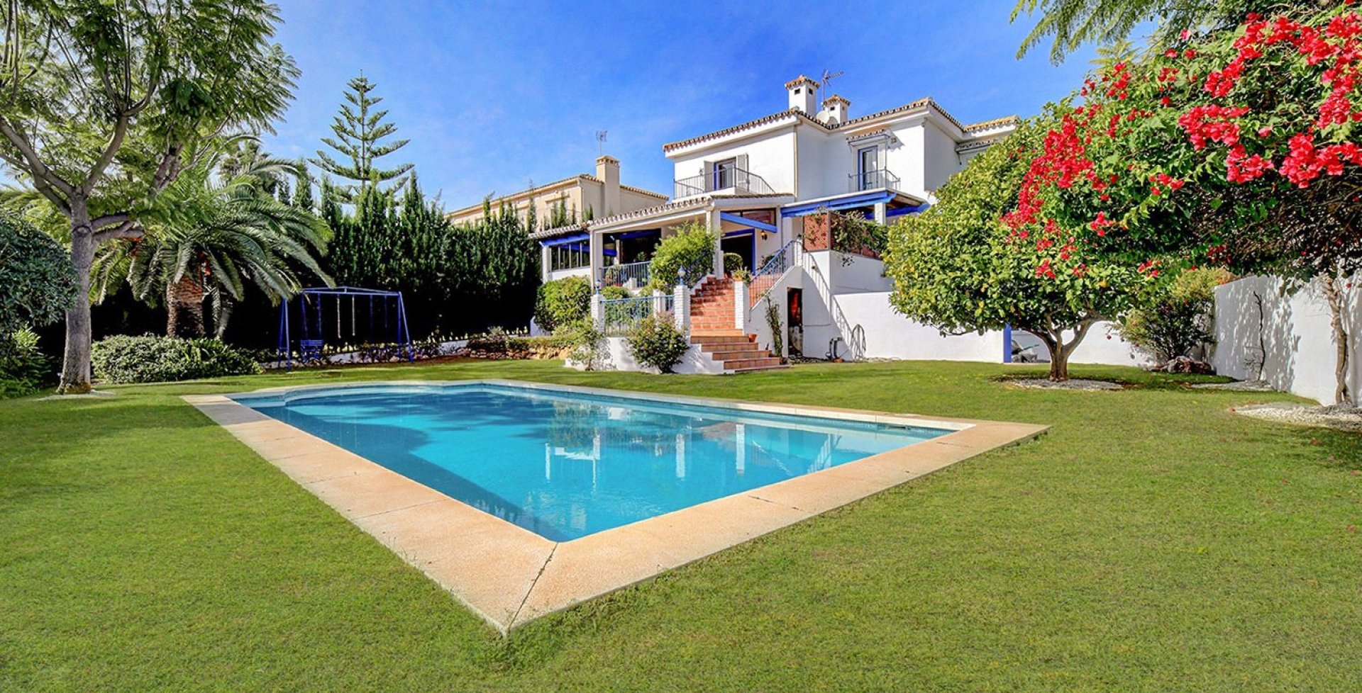 Villa-Banus- large outdoor pool