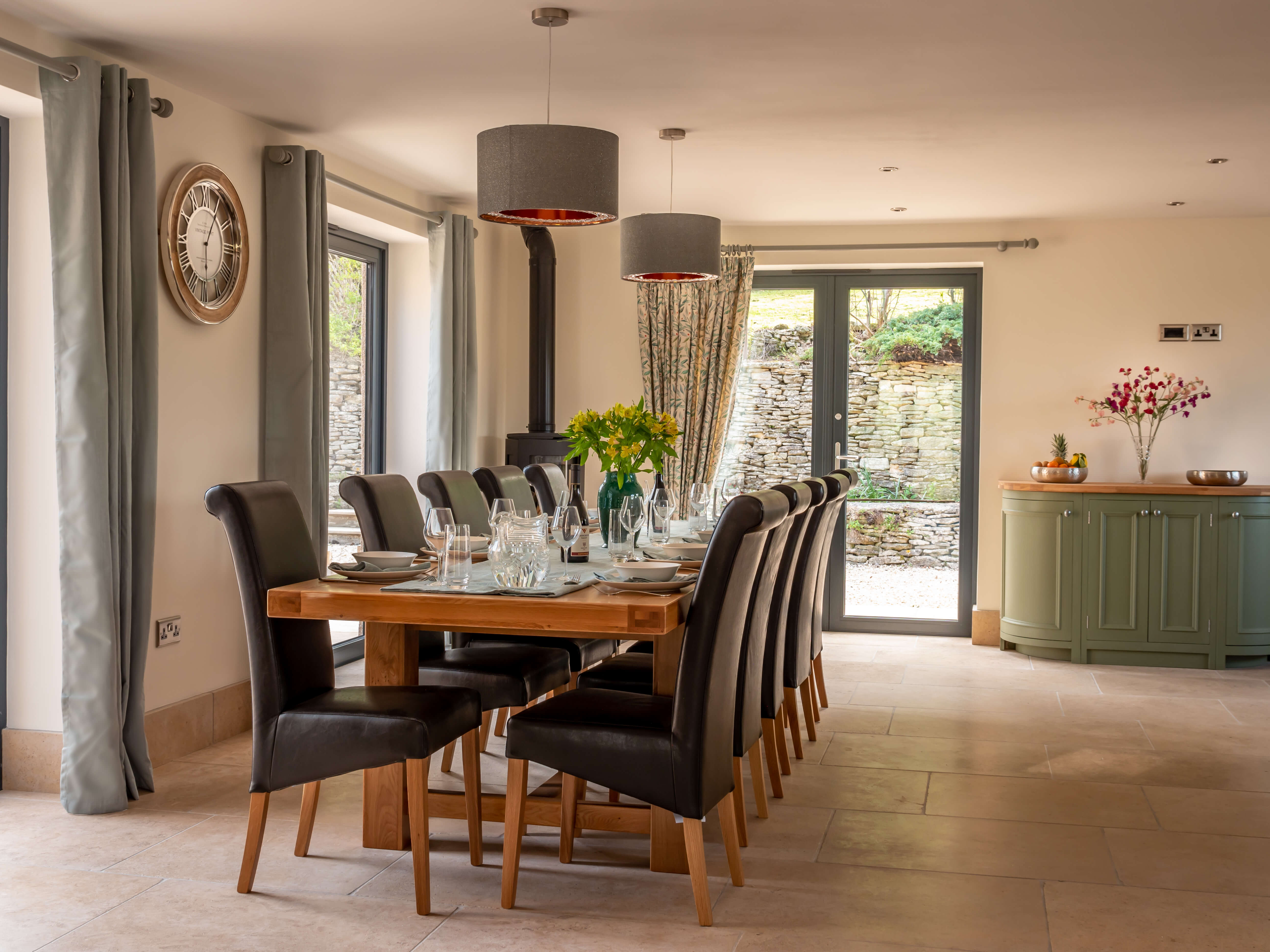Woodchester Valley House - inside dining with French door access to the patio