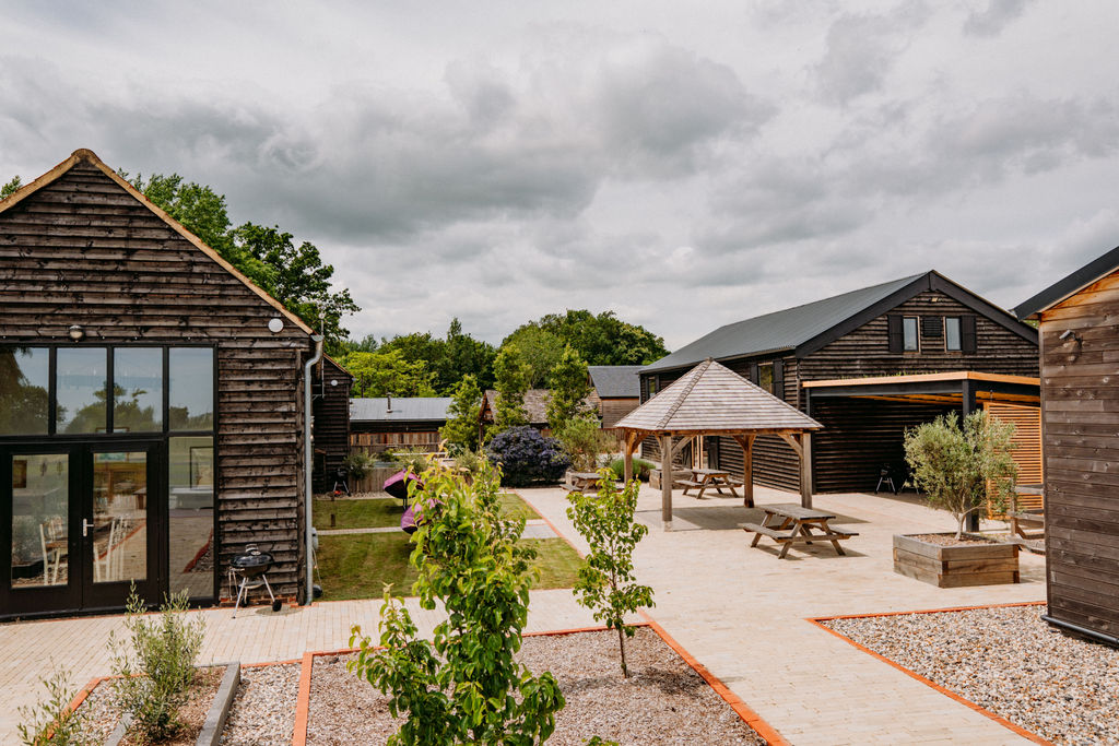 Creeksea Place Barns - fabulous courtyard outside seating area (Lex Fleming Photography)
