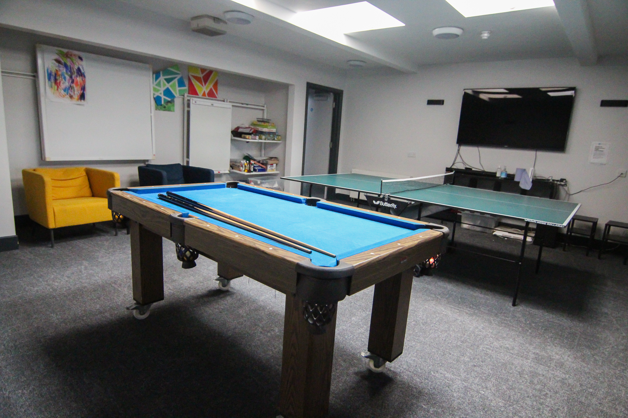 IncredABLE – pool table for relaxation time