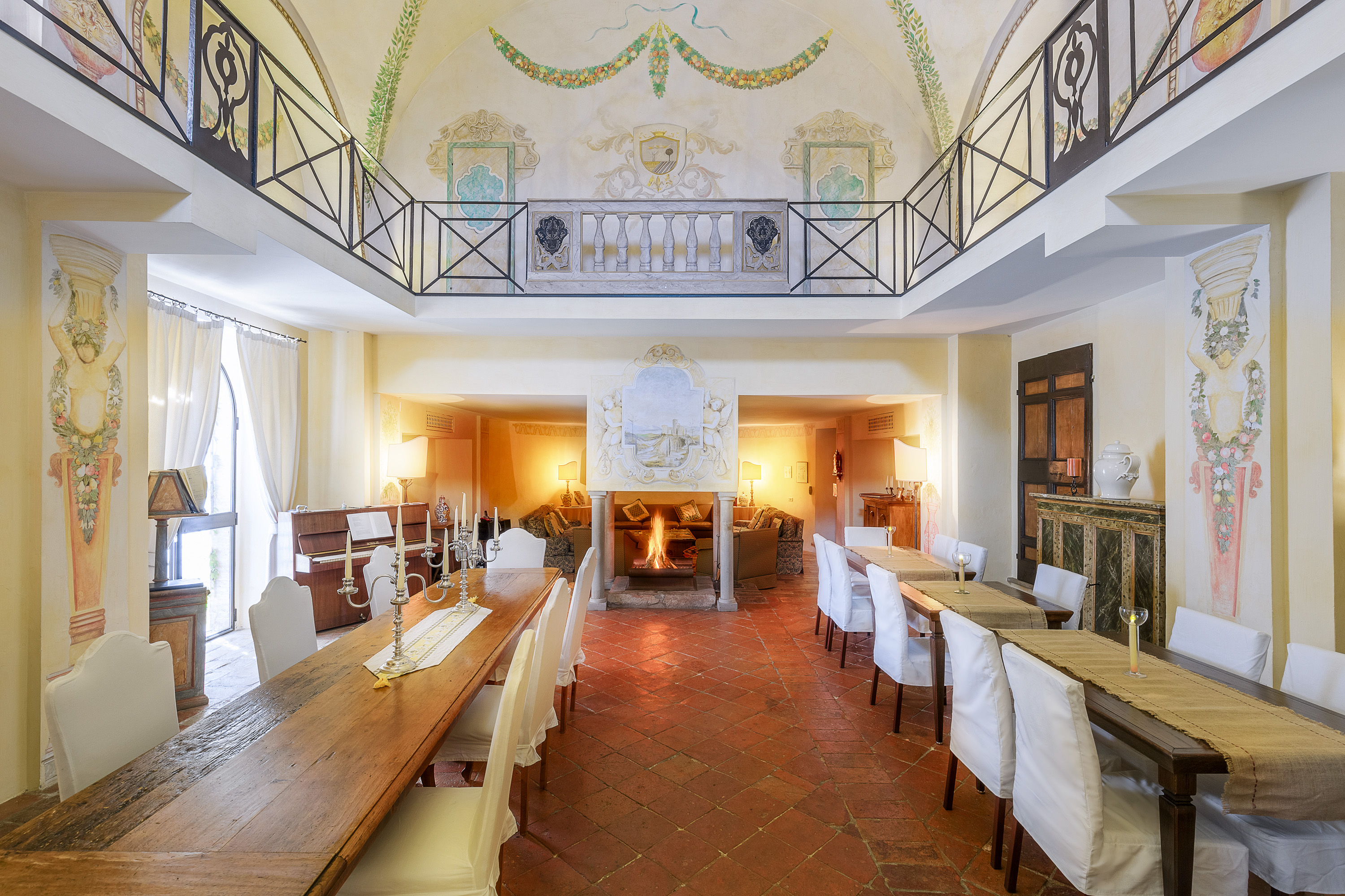 Borgo Bastia Creti - Club Bastia at the old chapel for communal dining