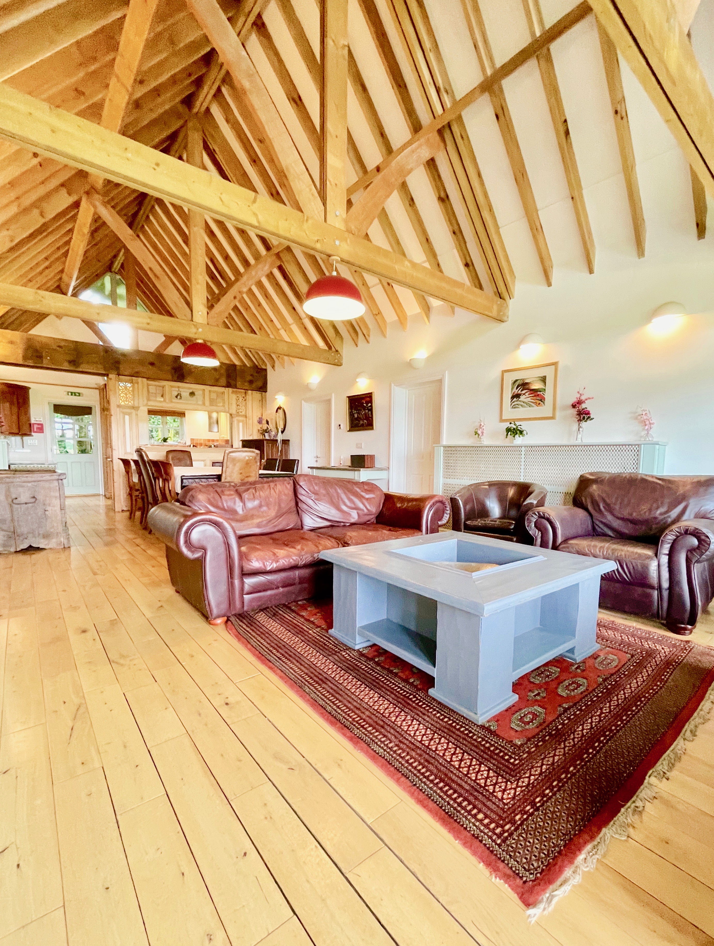 House on the Brooks - the living and dining room