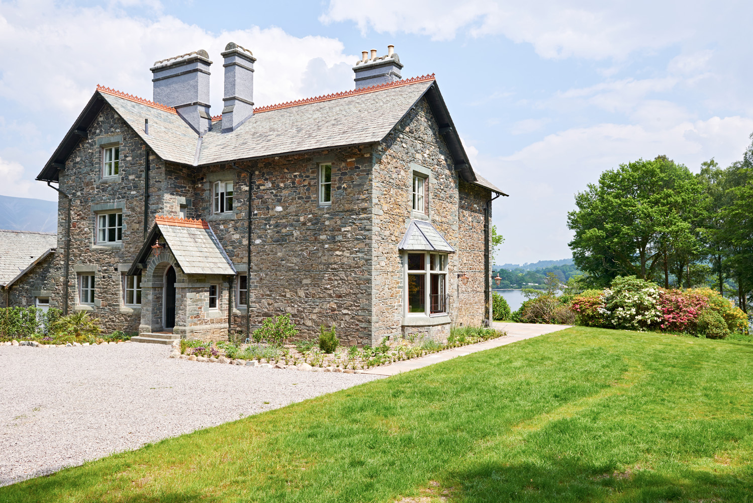 Rosetrees - side elevation and gardens