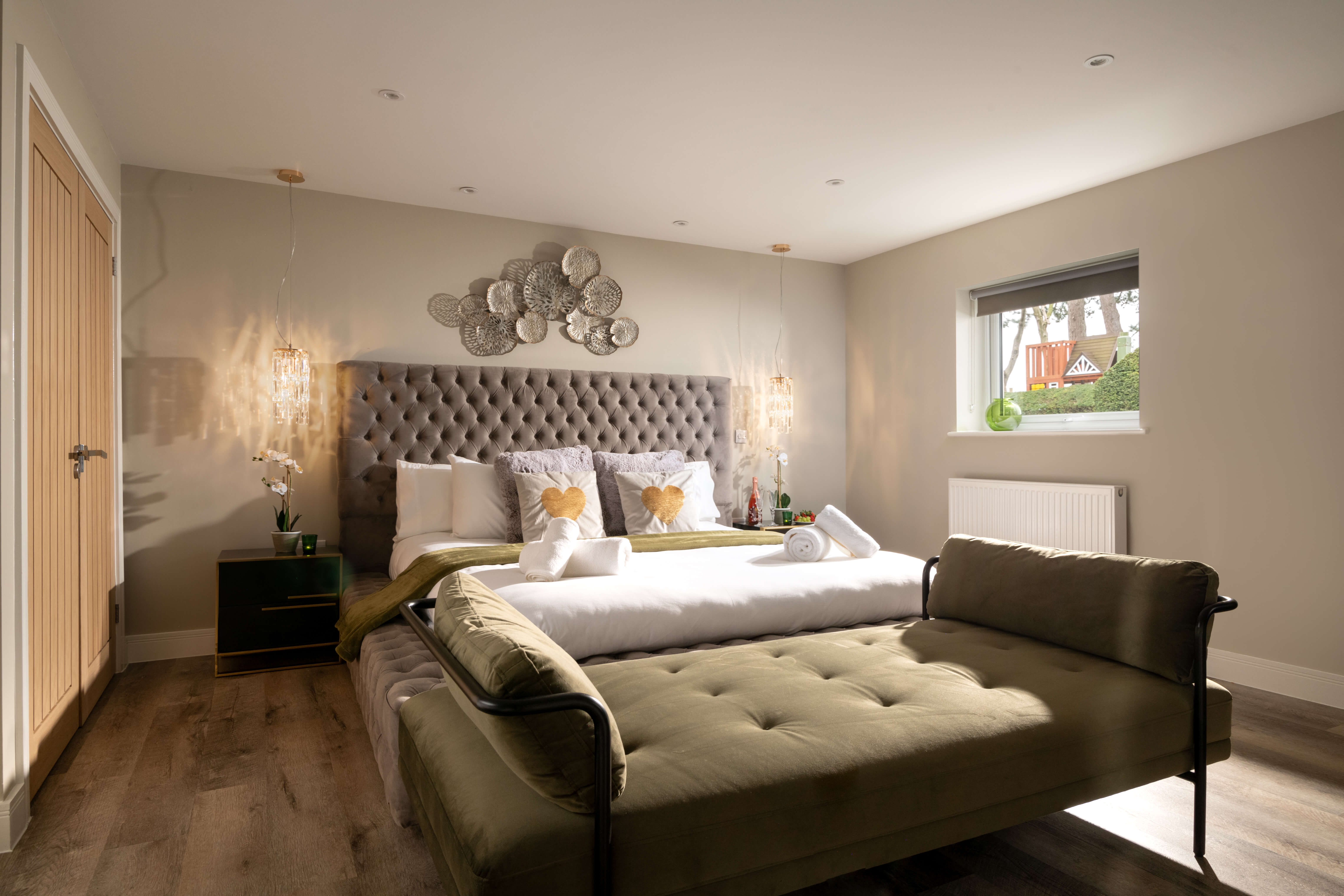 Ultimate Royal Retreat - Birnham stylish chaise longue at end of bed