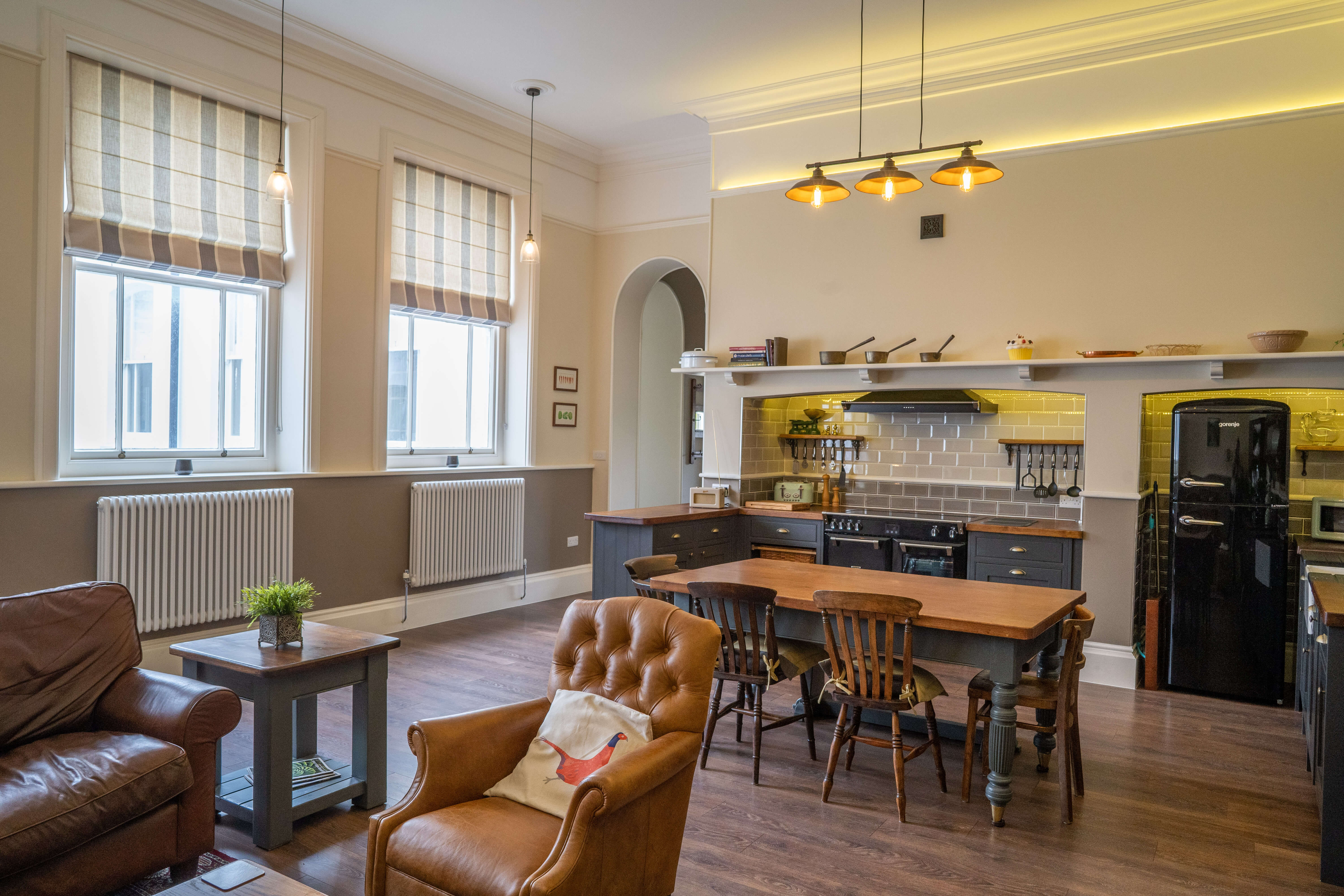Moreton House - Cook's lounge and open plan kitchen diner