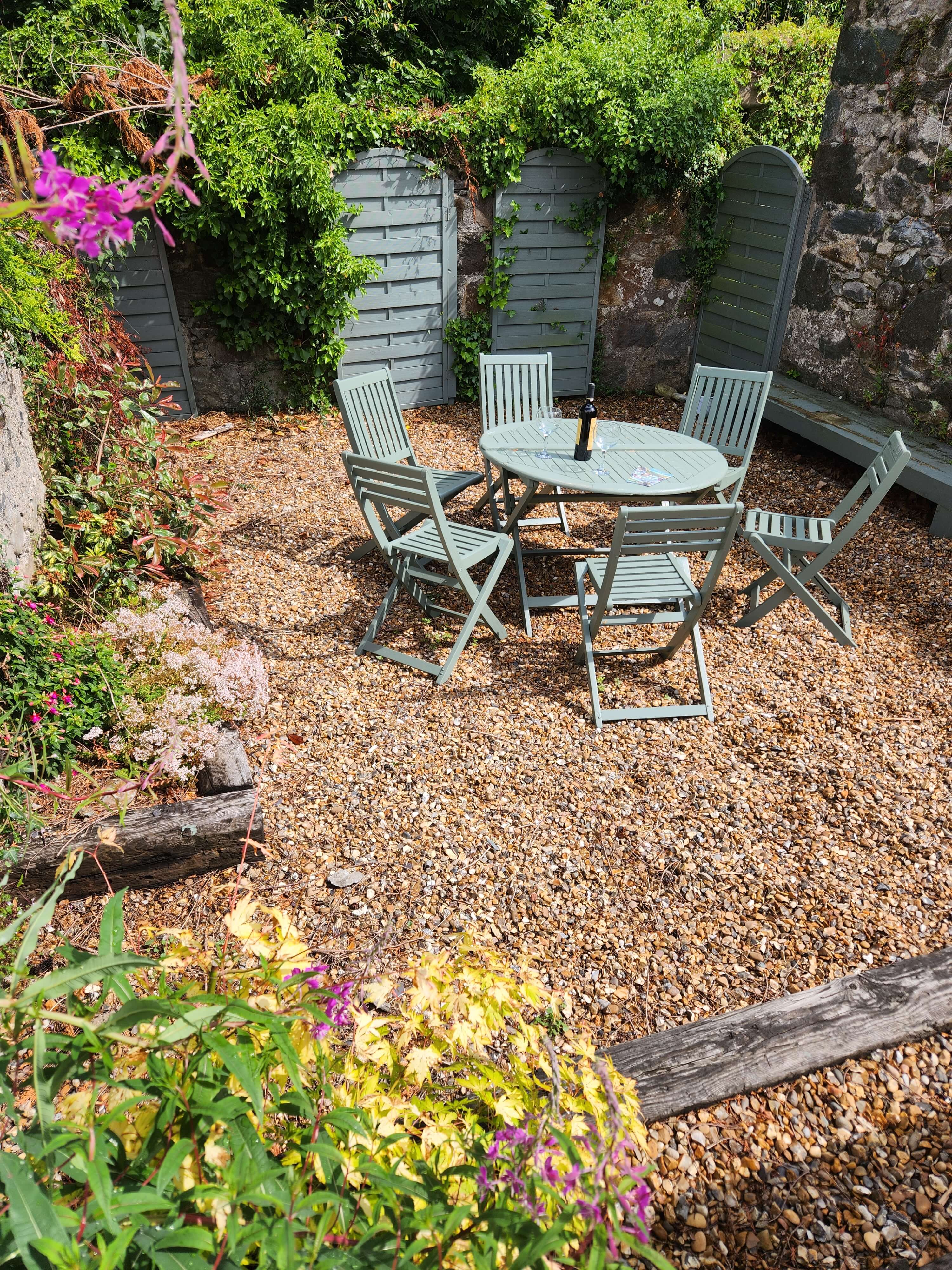 Old School Holiday Cottages - outside seating for al fresco dining and drinks