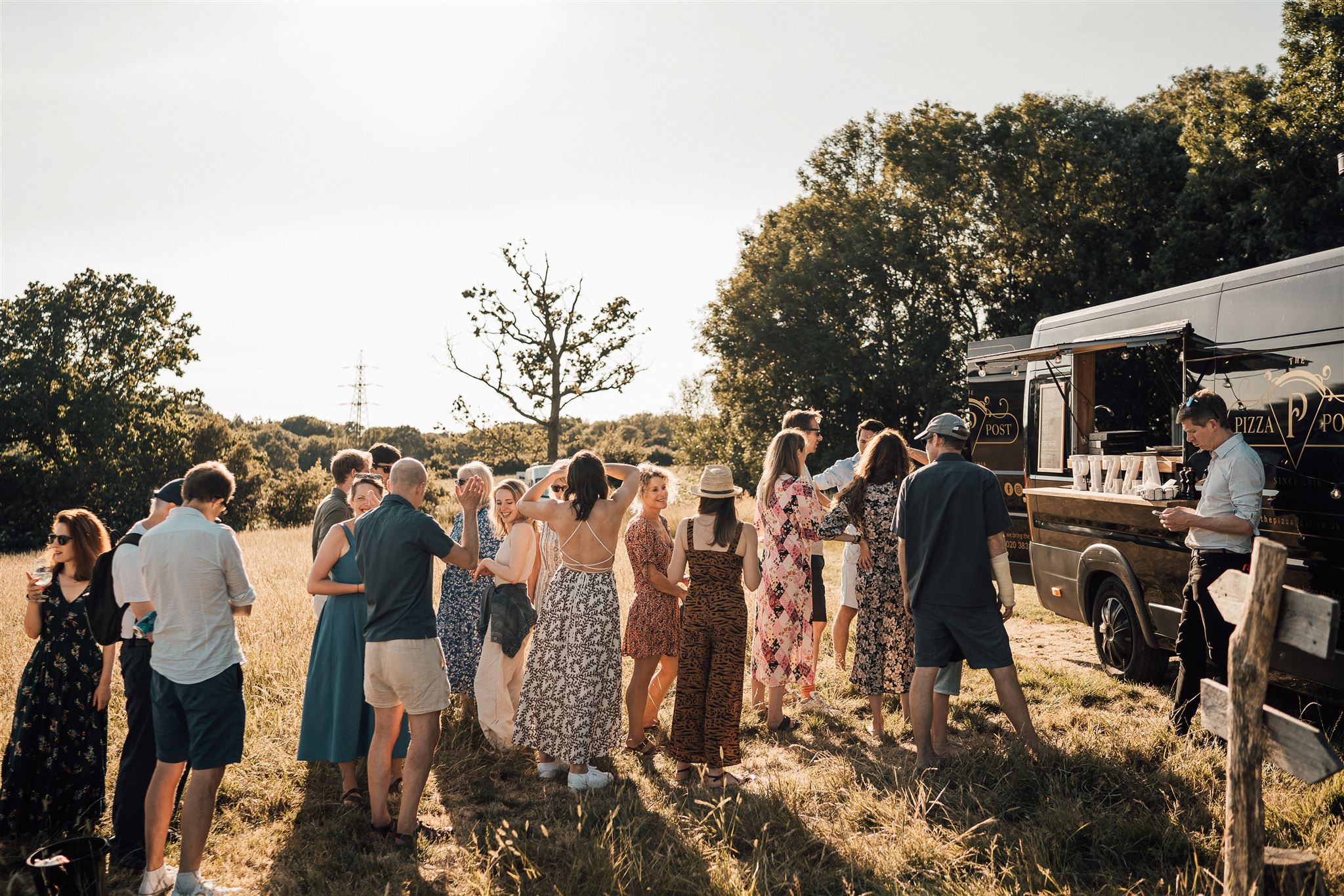 Star Field Glamping - wonderful spot for something to eat