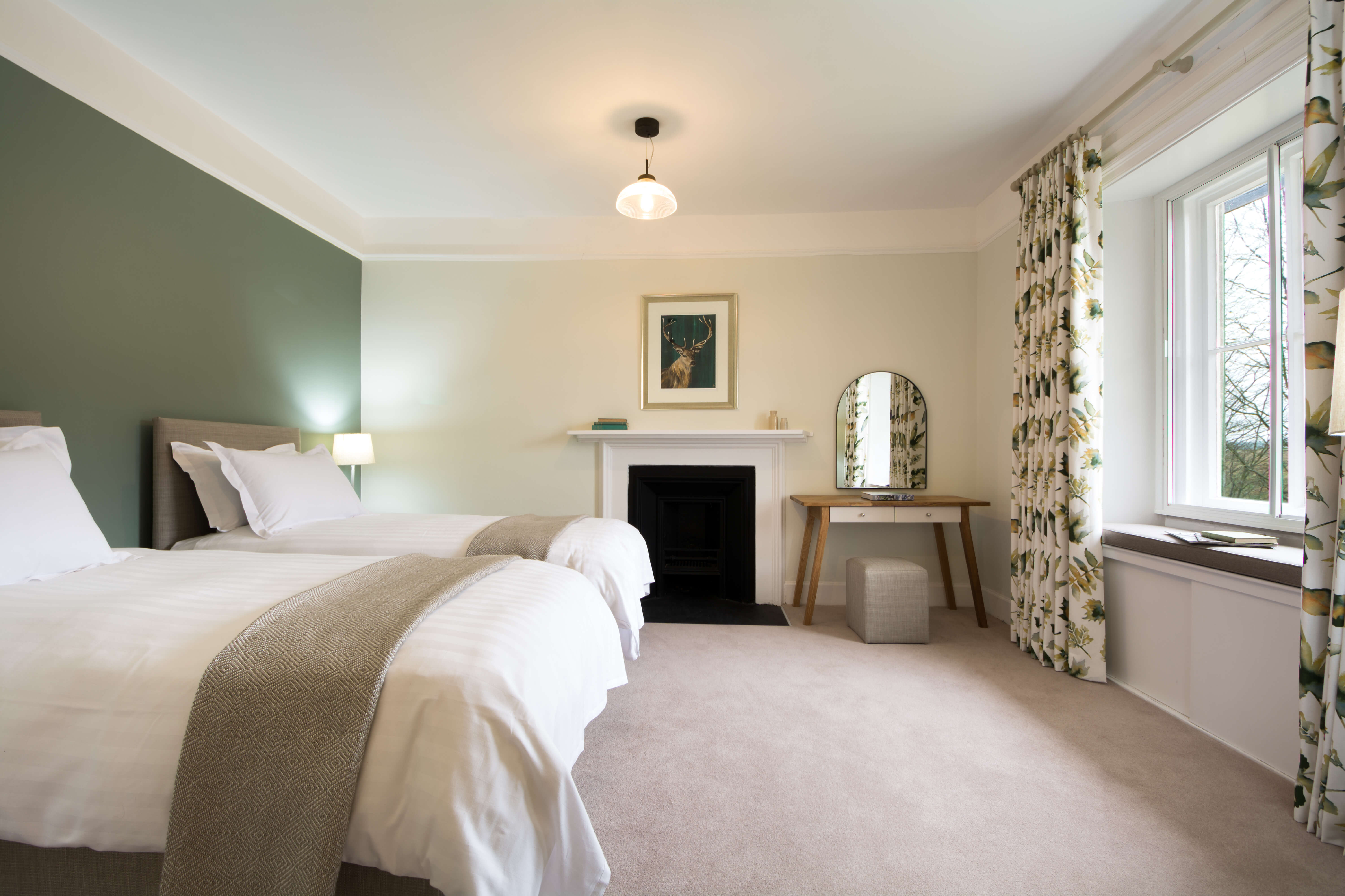 Rothley Lakehouse Dog friendly holiday house, Northumberland