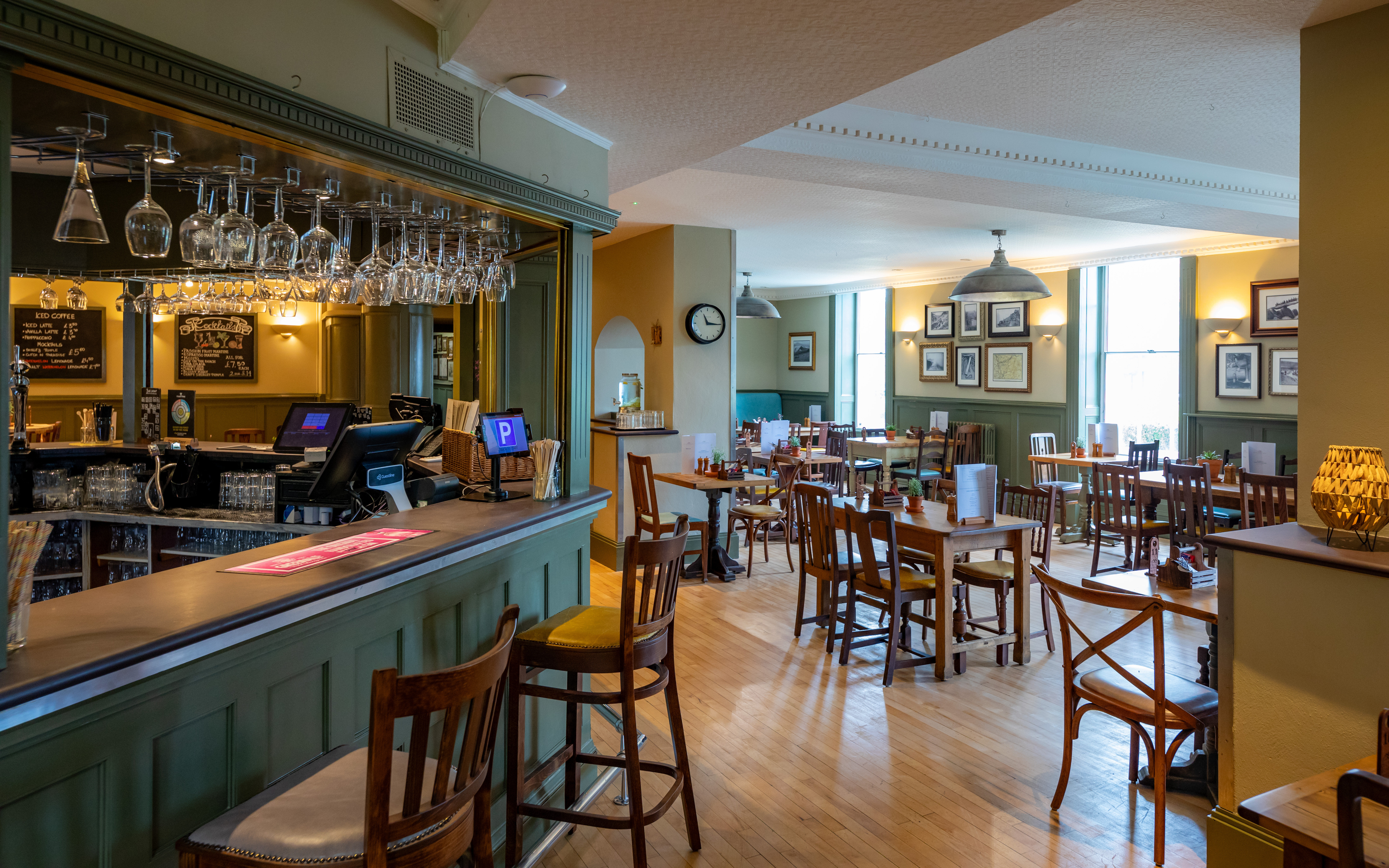 Celtic Royal Hotel - bar and restaurant