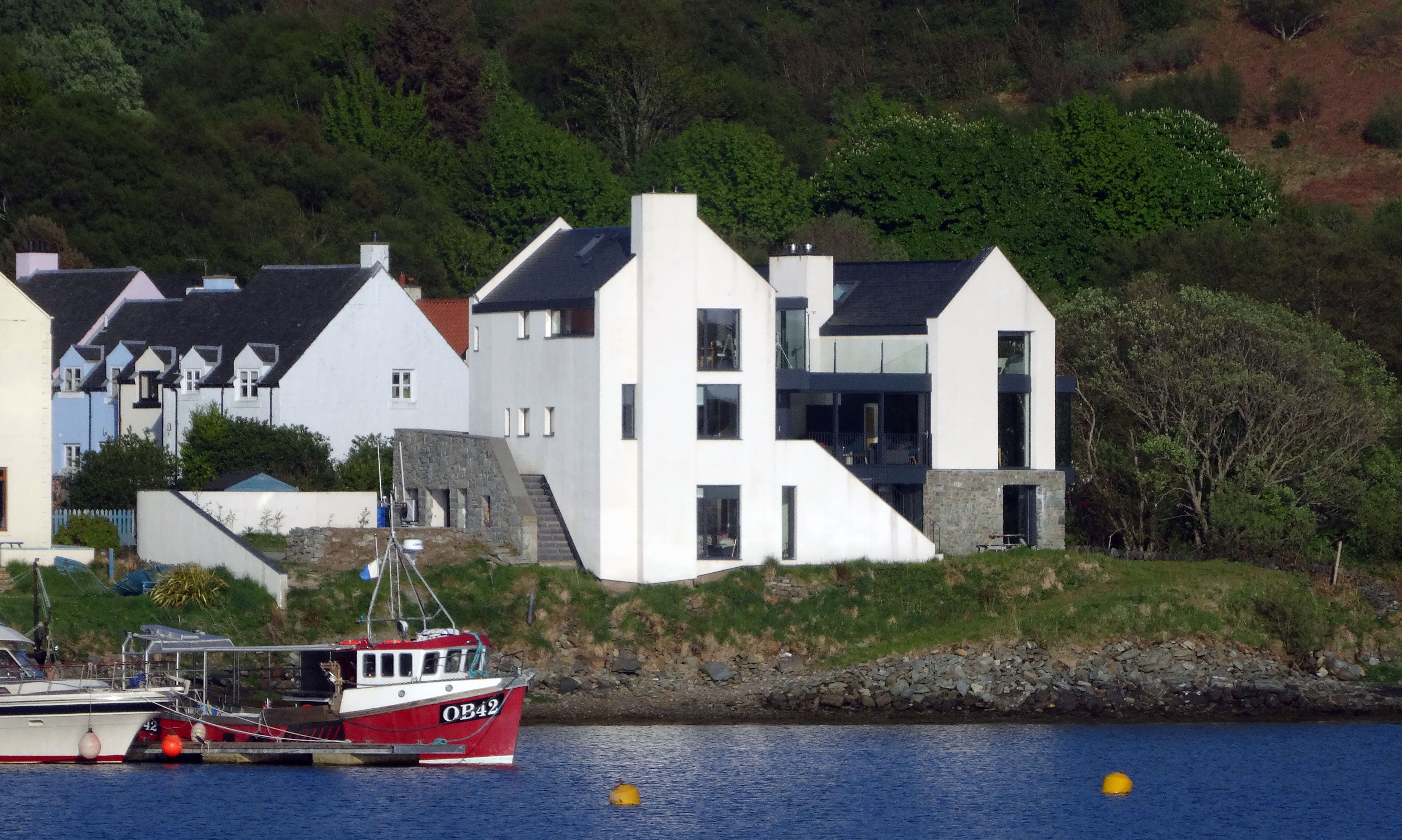 Haven House - overlooking Craobh Haven