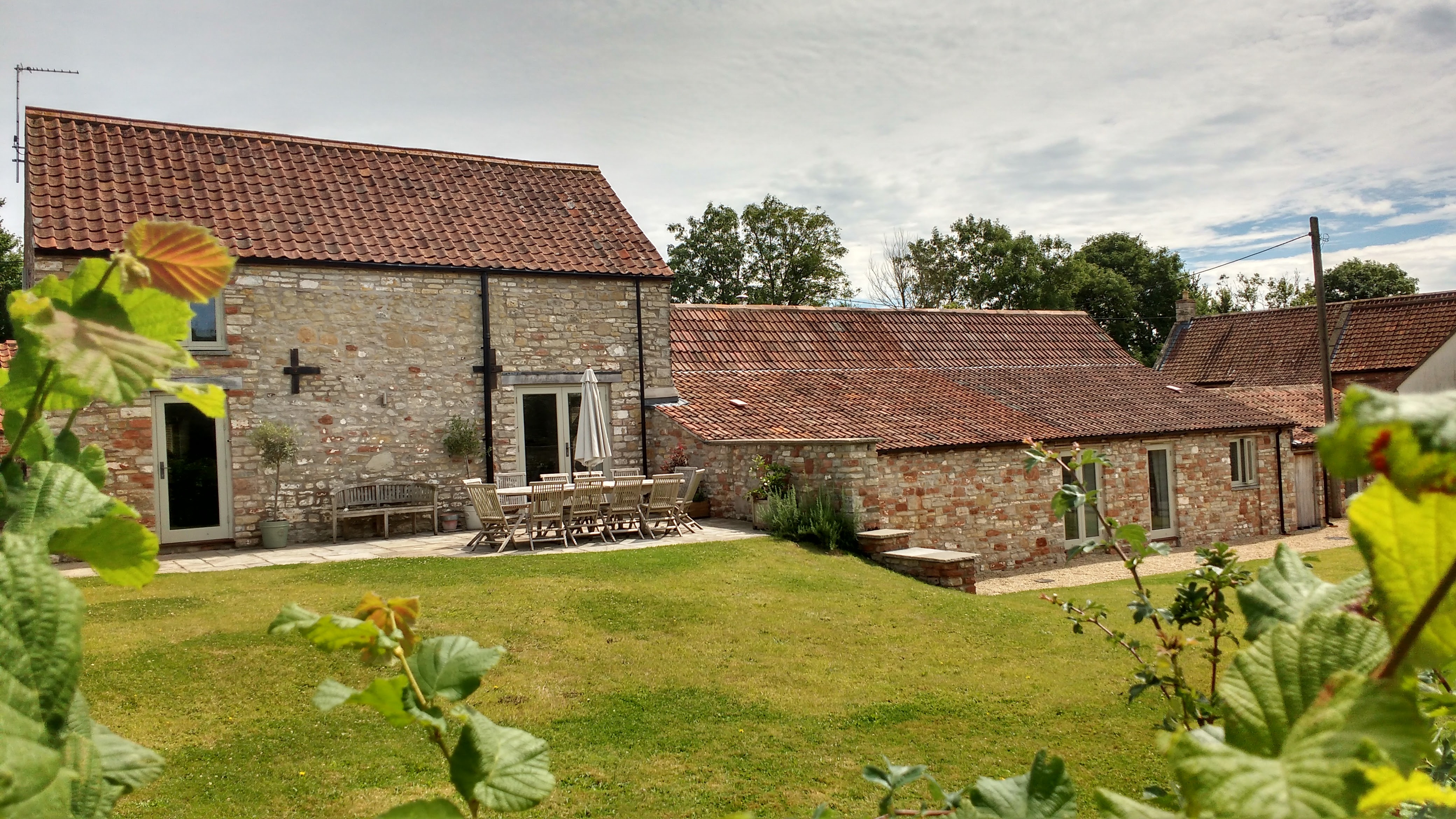 Oak Barn Somerset - great spot for a barbecue