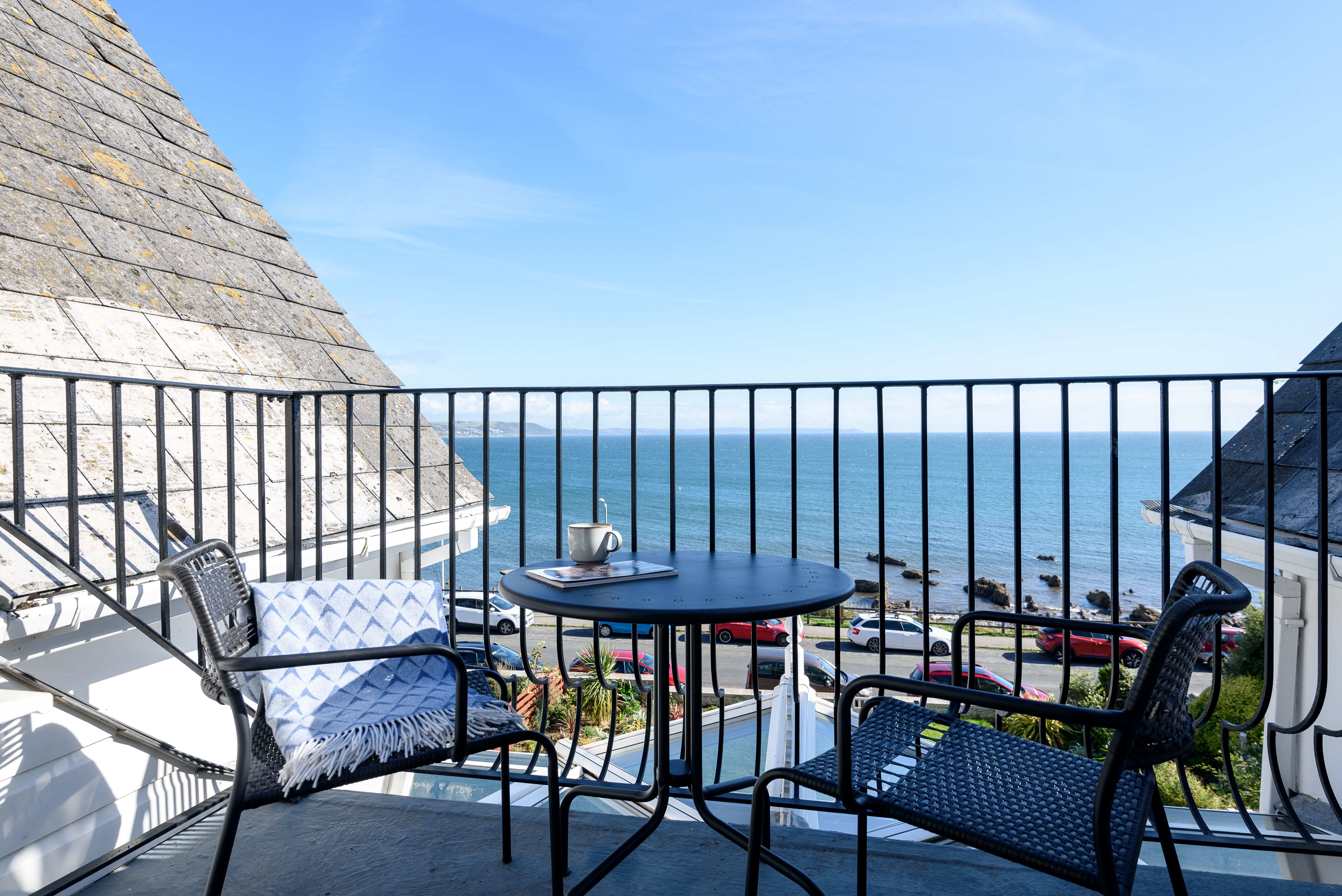 Beach House, Cornwall - balcony off the bedroom
