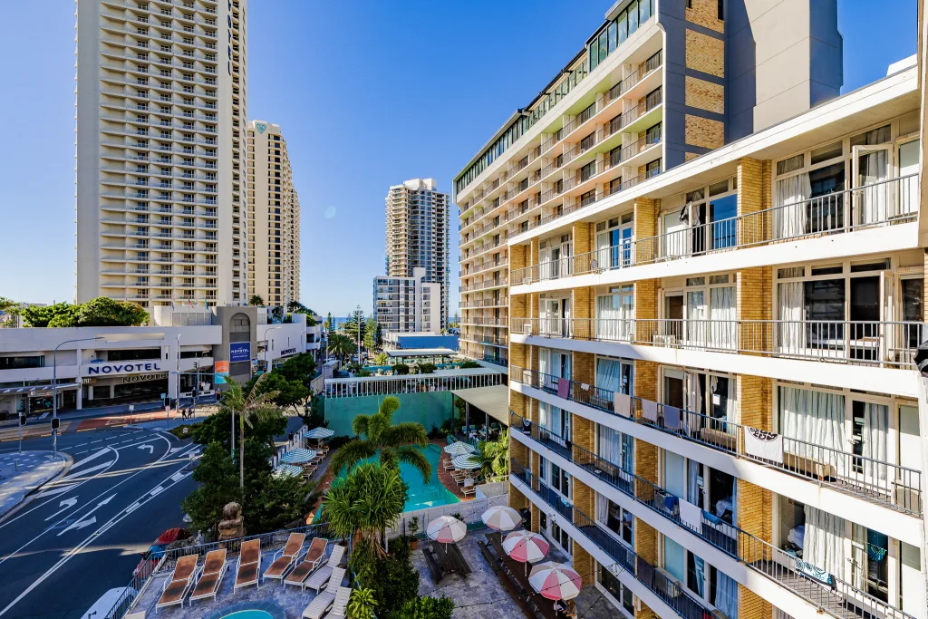 BUNK Surfers Paradise - has a pool and hot tub