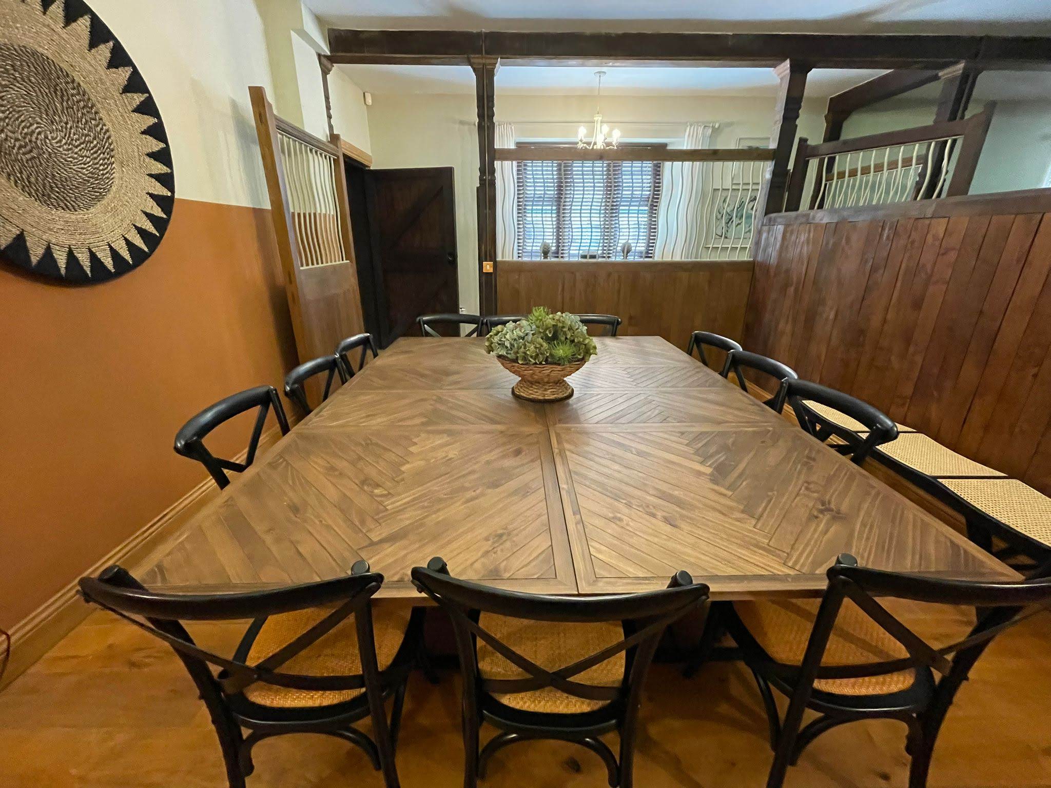 Gold Cup Rooms - stunning interiors with original stables partitions