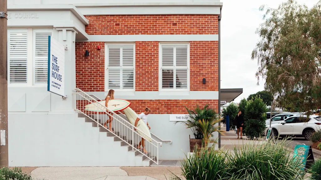 The Surf House - close to great surfing beaches