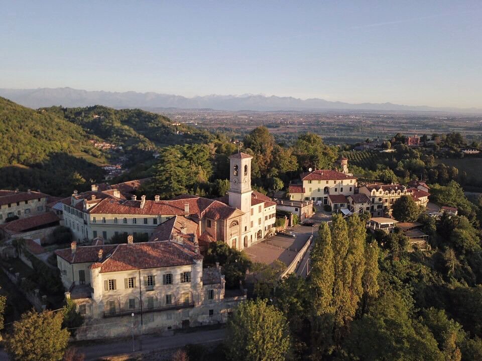 Castel Garrone - Po Hill views