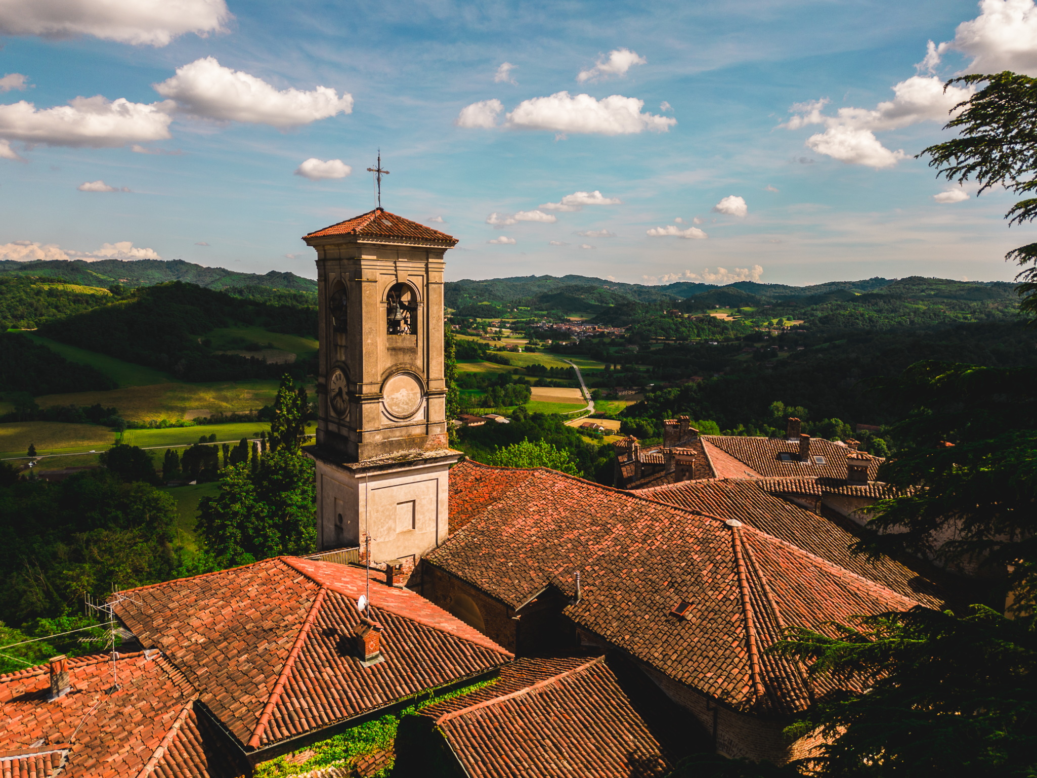 Castel Garrone - pretty roof line