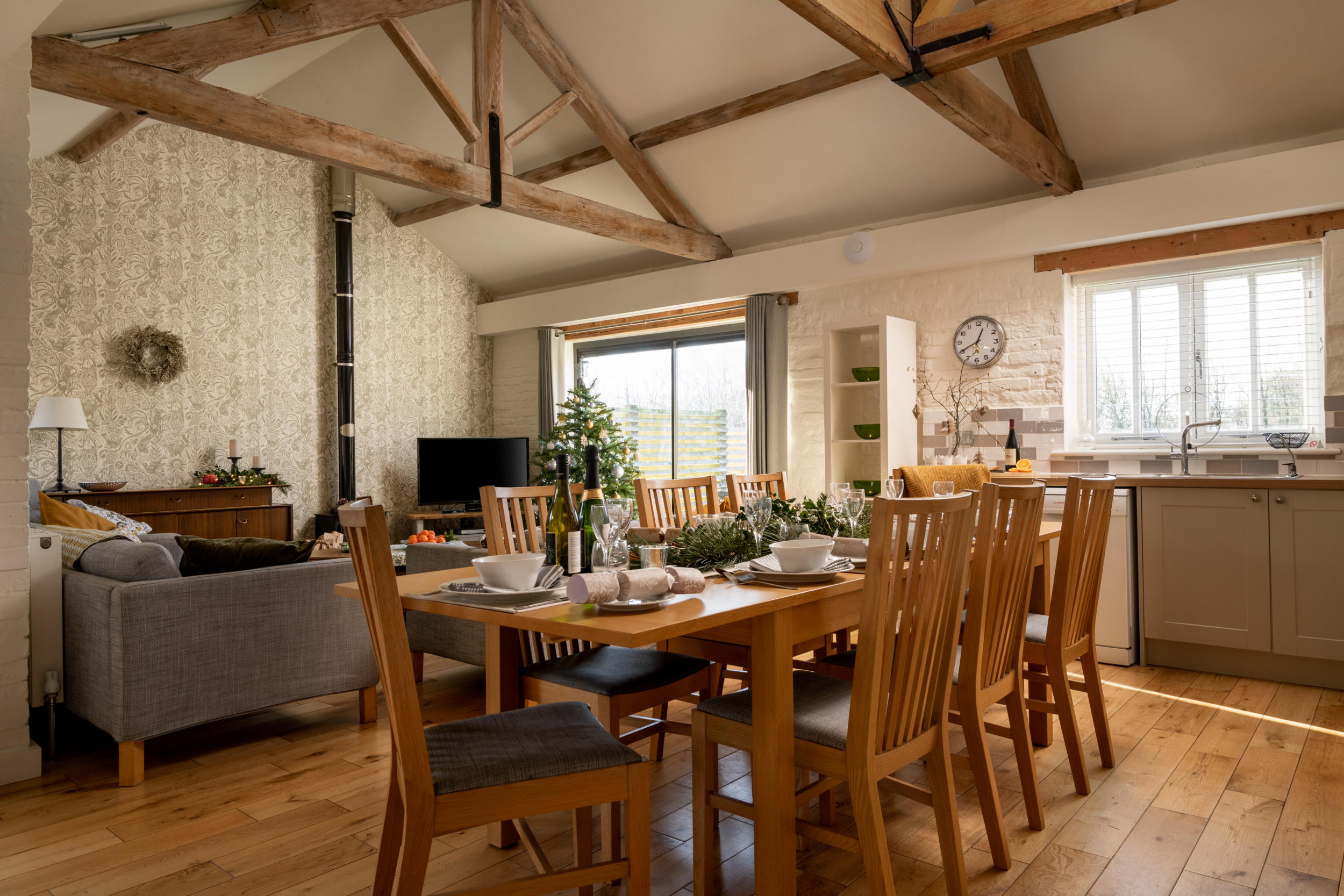 Cranmer Swallows Nest - inside dining fo 10 guests