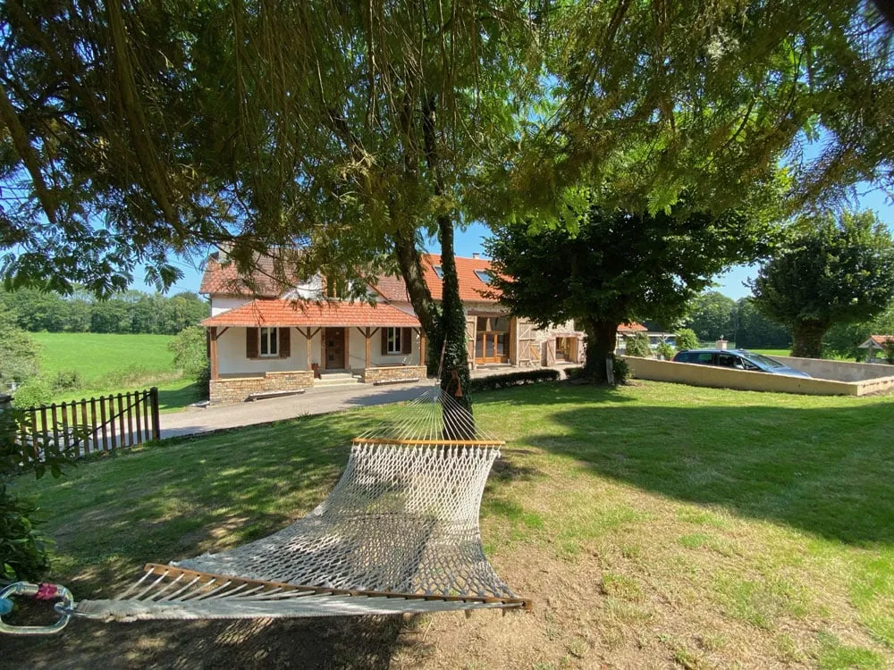Gite Dordogne - set in 26 acres of pretty grounds