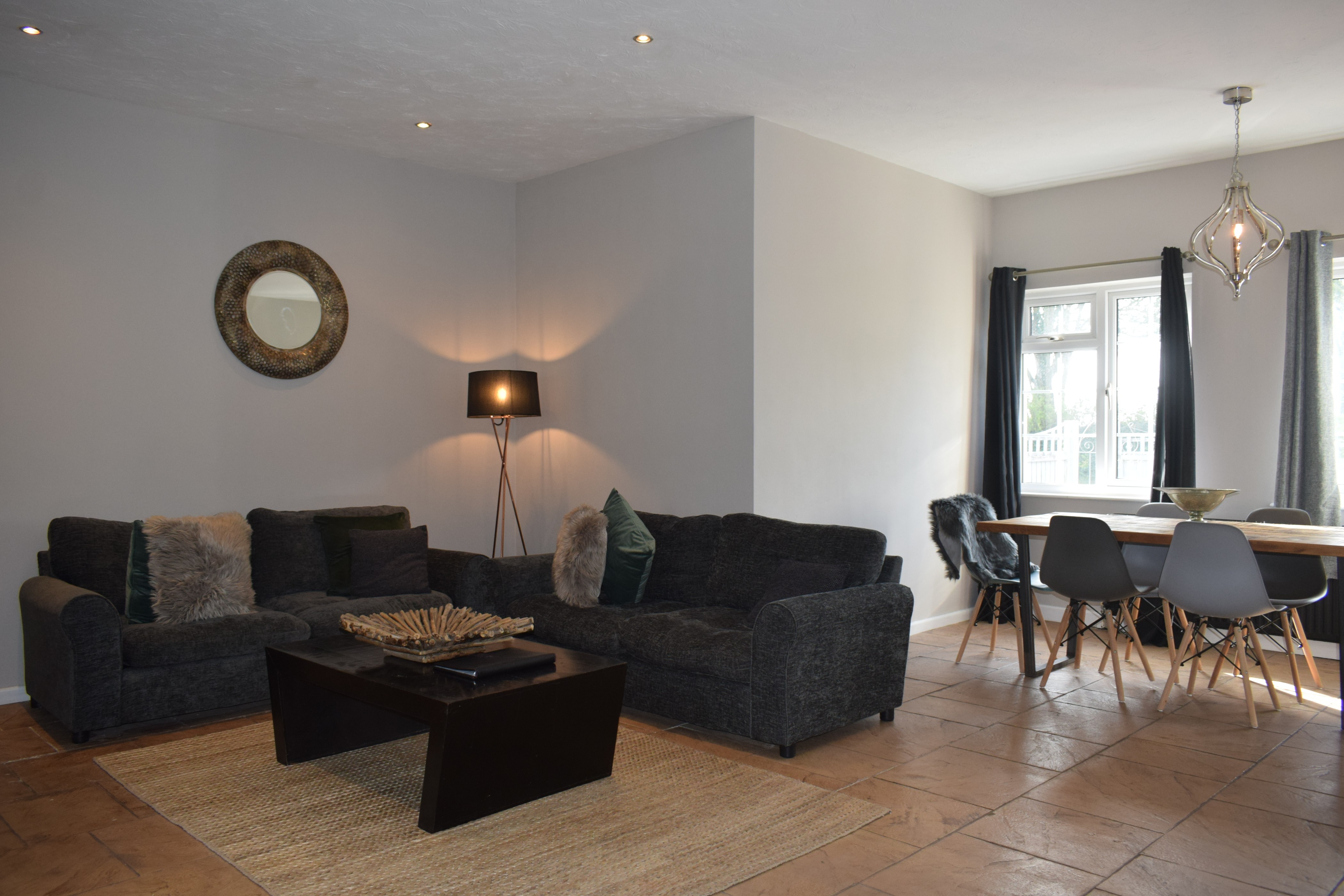 Beaconside Cottages - the Lodge comfy lounge