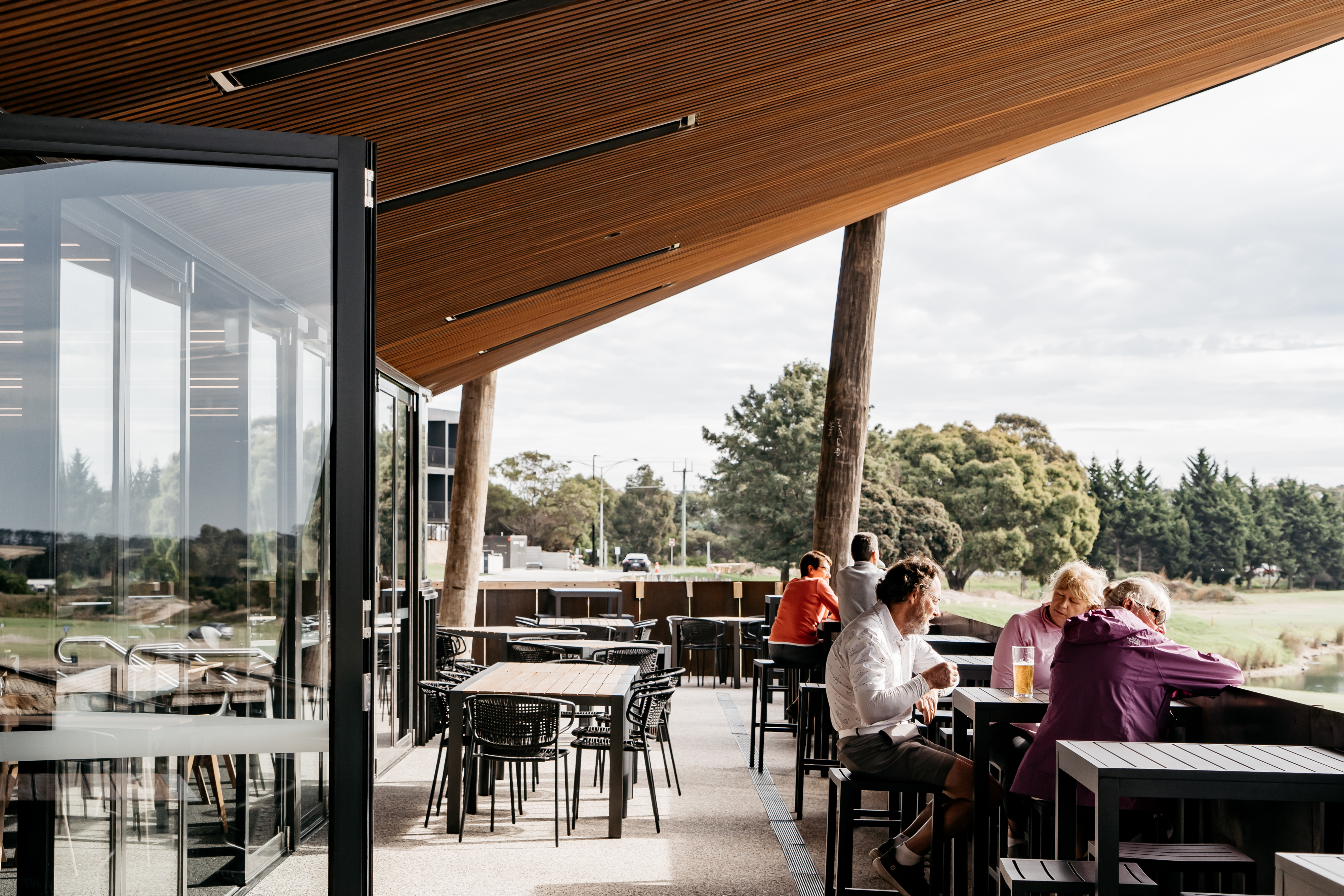 Curlewis - The Spike Bar perfect for a post round of golf drink