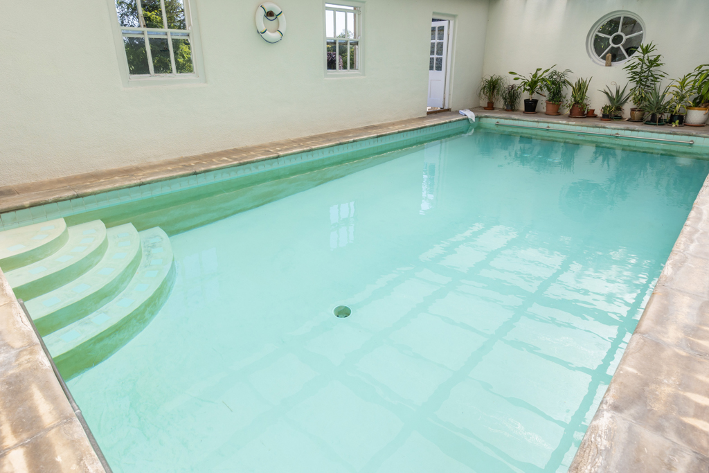 Patrick Brompton Hall - fantastic indoor pool for family fun