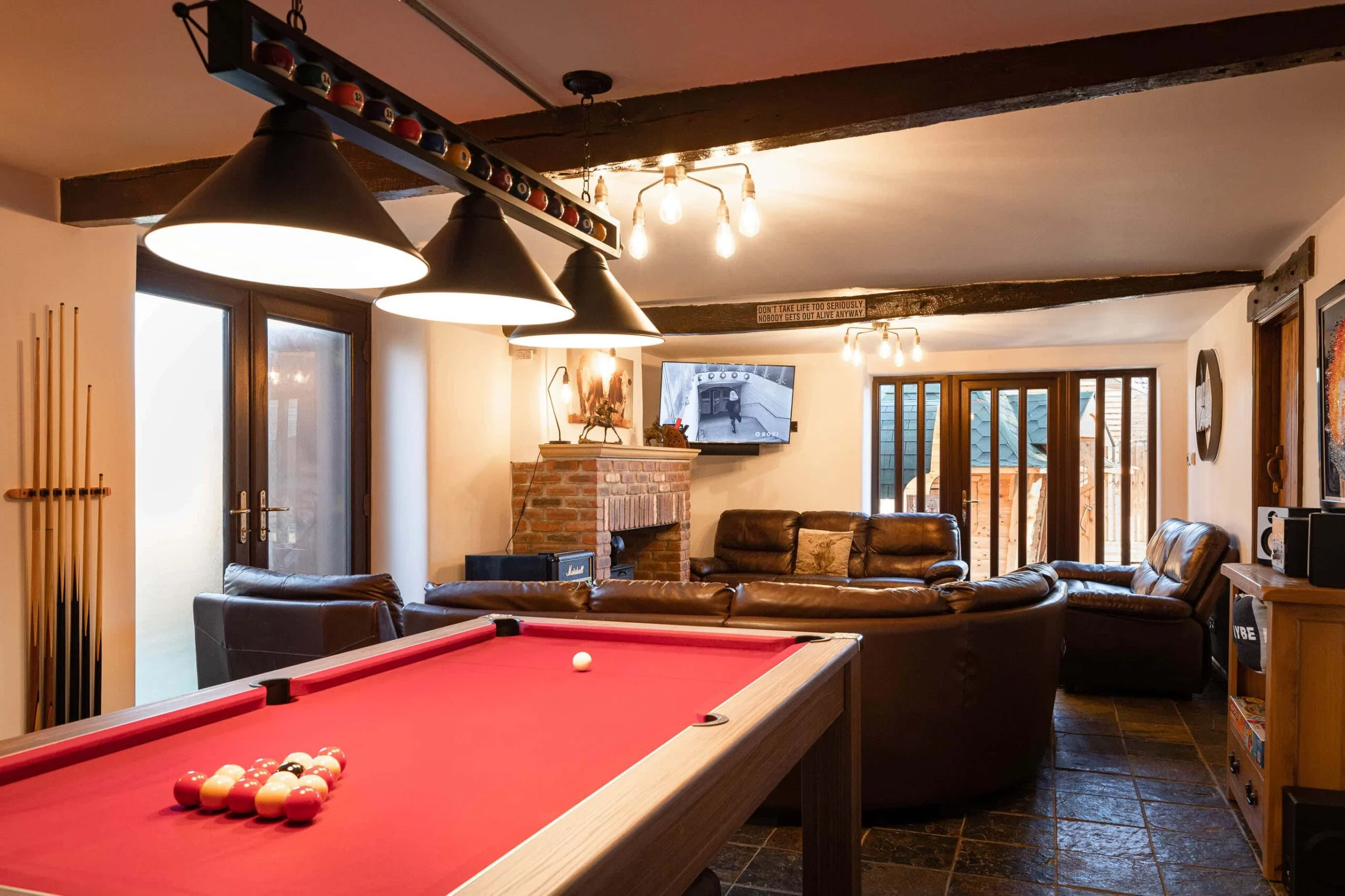 The Old Dairy Games room with pool, Karaoke & Beer Fridge