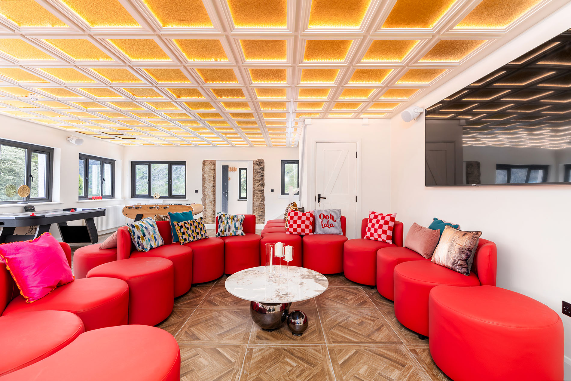 Kirkstone Lodge - luxury lounge seating and wall mounted TV