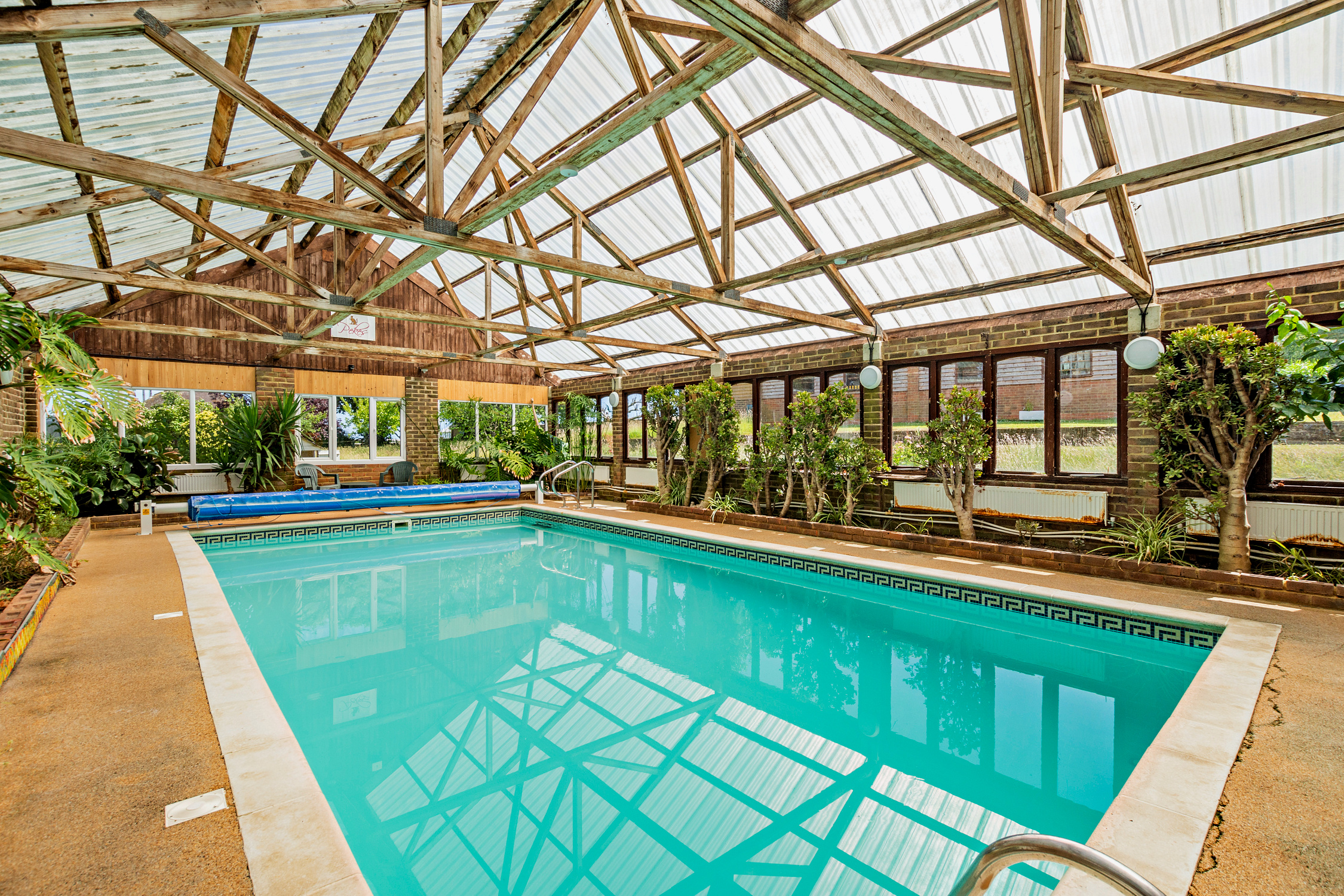 Pekes Manor | Large Tudor Manor House for Groups, East Sussex