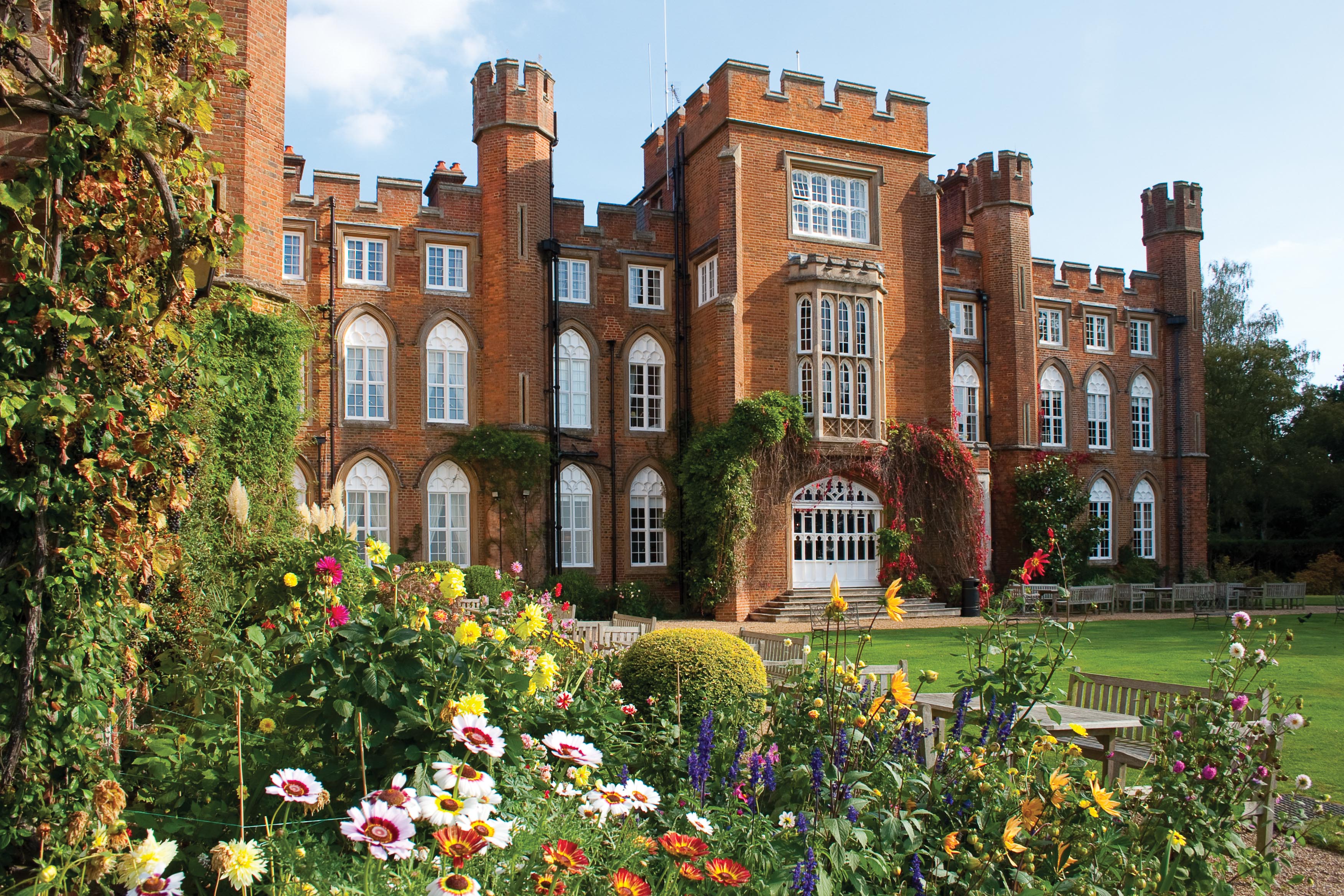 cumberland-lodge-impressive-corporate-and-celebration-venue-berkshire