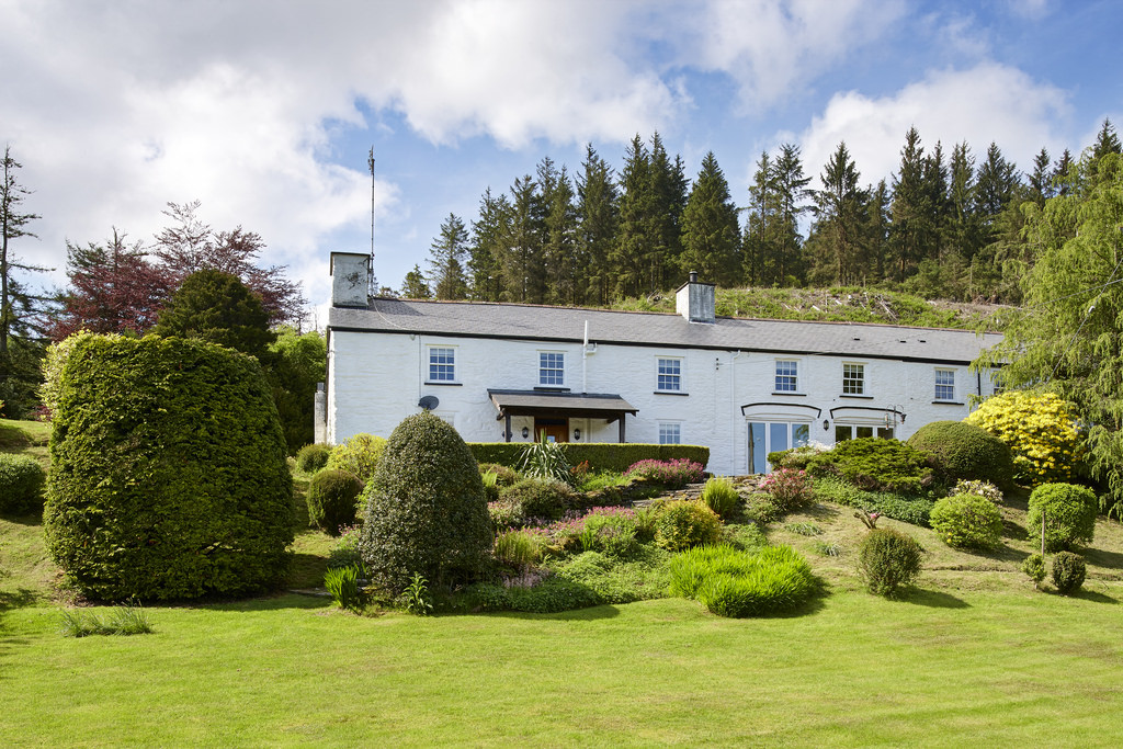 Maesywerngoch viewed from the large front garden.