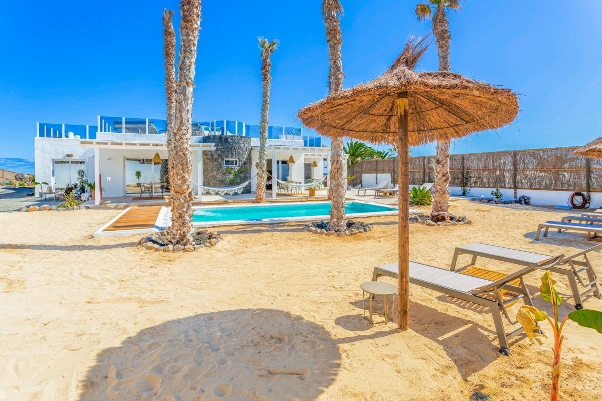 Eco Beach Villa - stunning holiday villa on the north eastern coast of Lanzarote