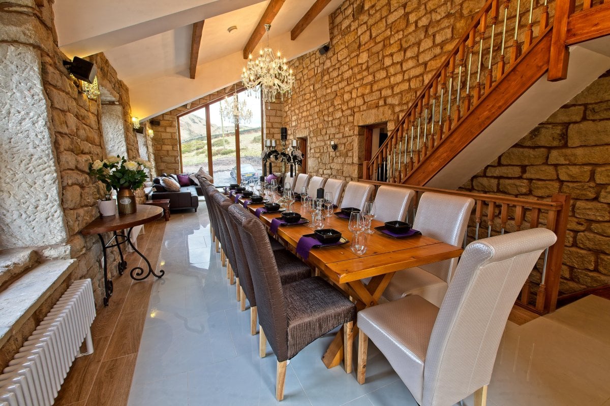 Bird ith Hand Manor - dining hall seating all guests