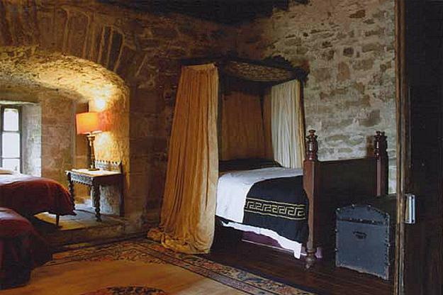 The main bed chambers