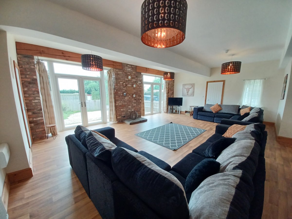 West Wing - Living Room
