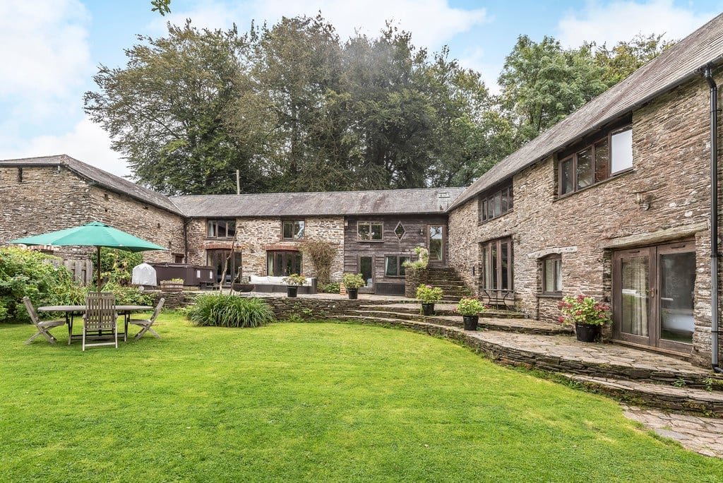 7 bedroom converted Barn