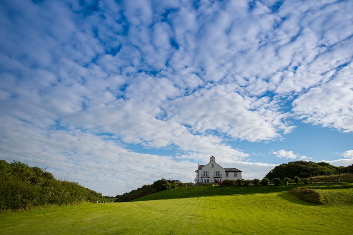 Llanlliana House and grounds