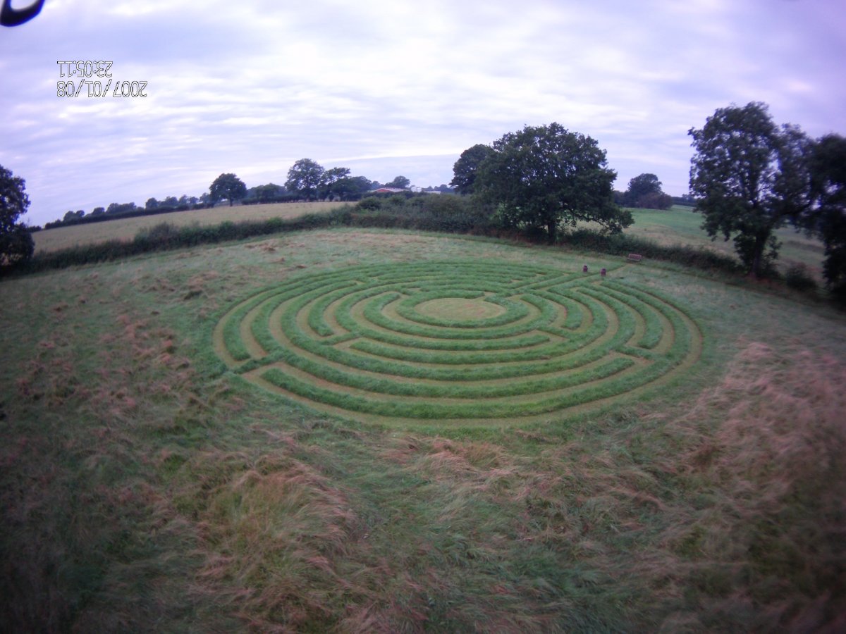 Loose yourself in our labyrinth