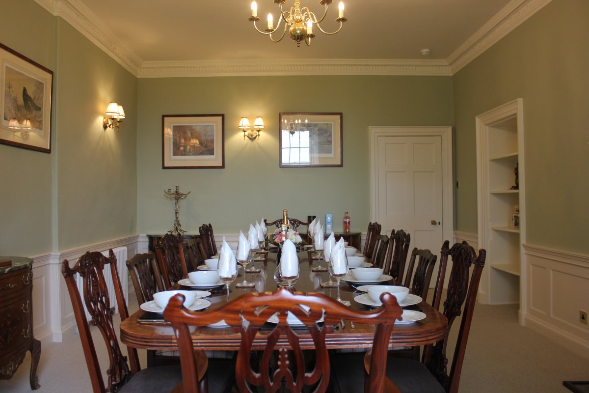 Lochieheads - seating for 12 in formal dining room